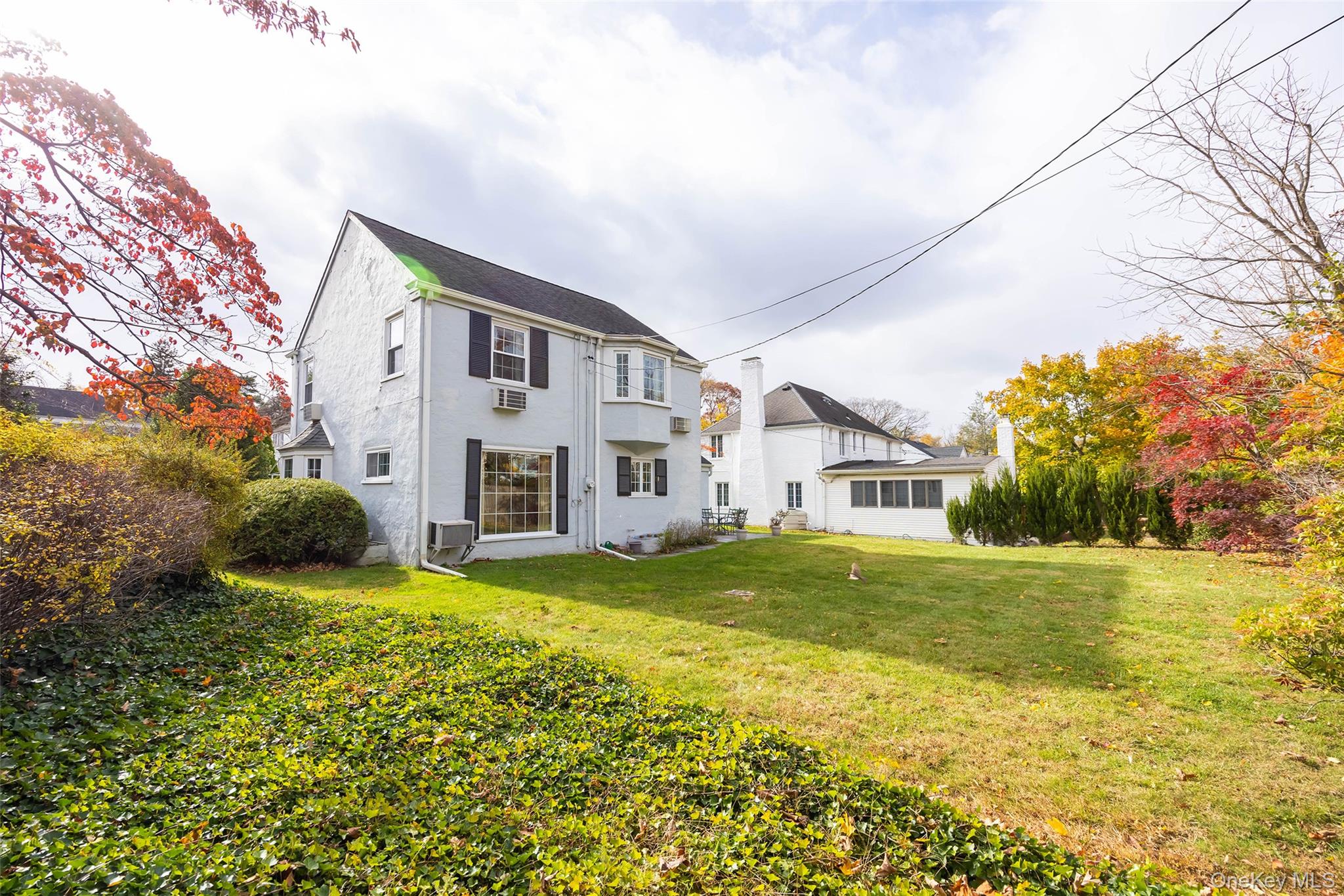 #16 photo, 65 Old Mill Road, Manhasset , NY 11030