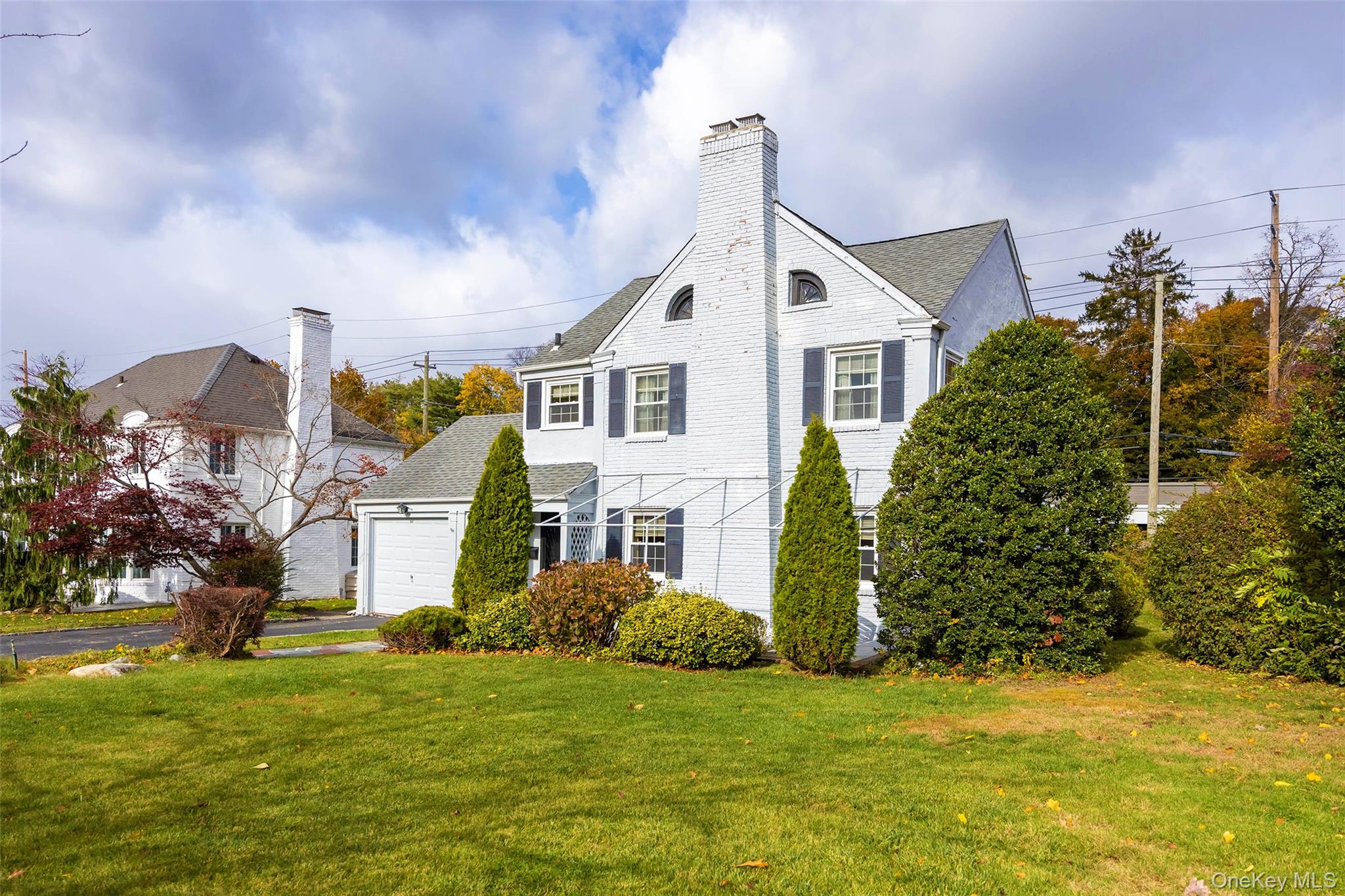 #2 photo, 65 Old Mill Road, Manhasset , NY 11030