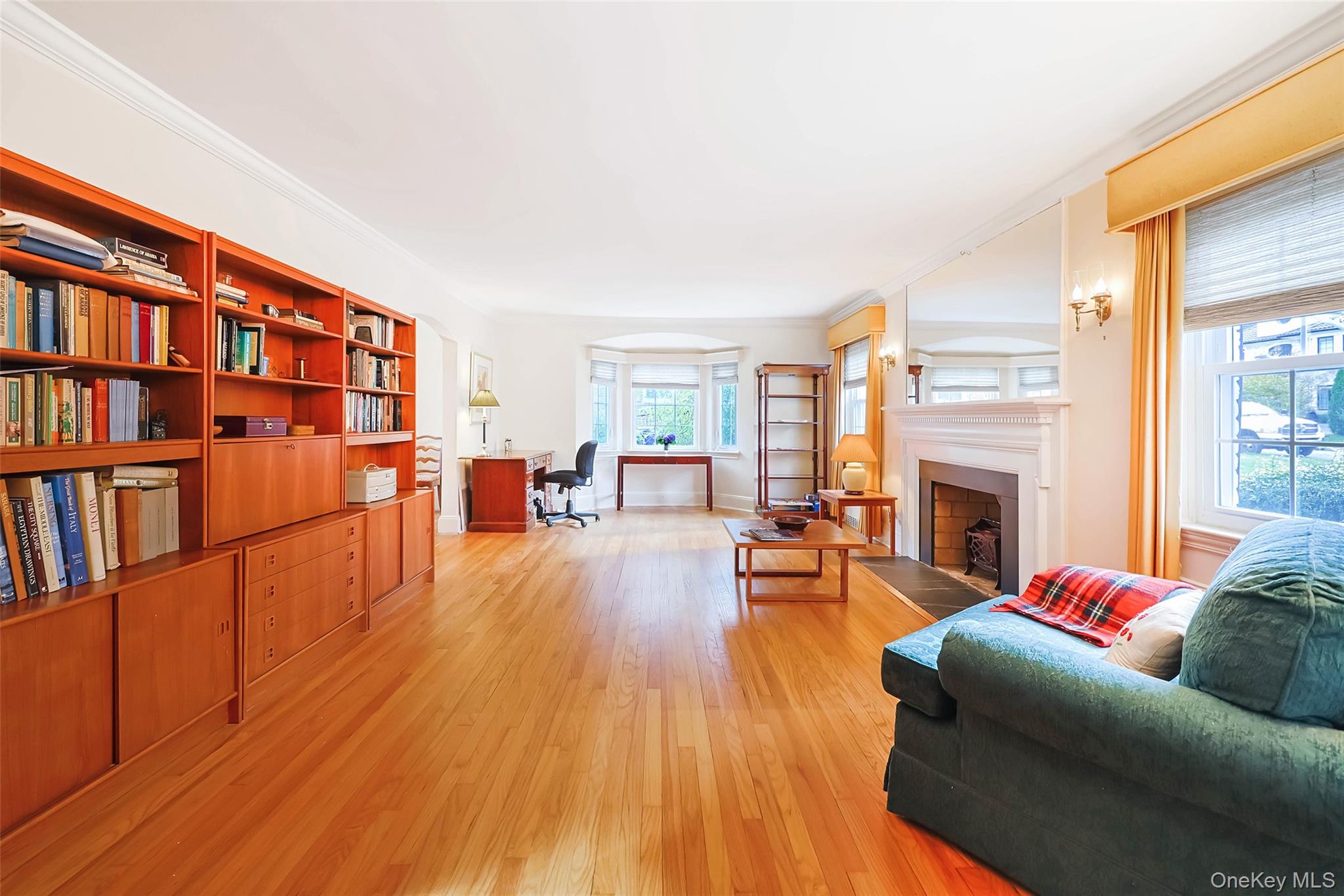 #4 photo, 65 Old Mill Road, Manhasset , NY 11030