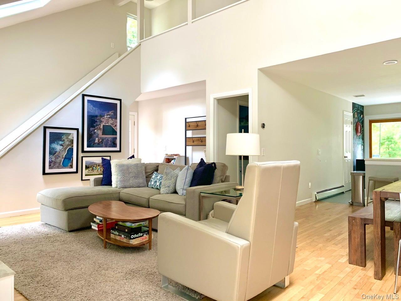 #3 photo, 61 Kings Point Road, East Hampton , NY 11937