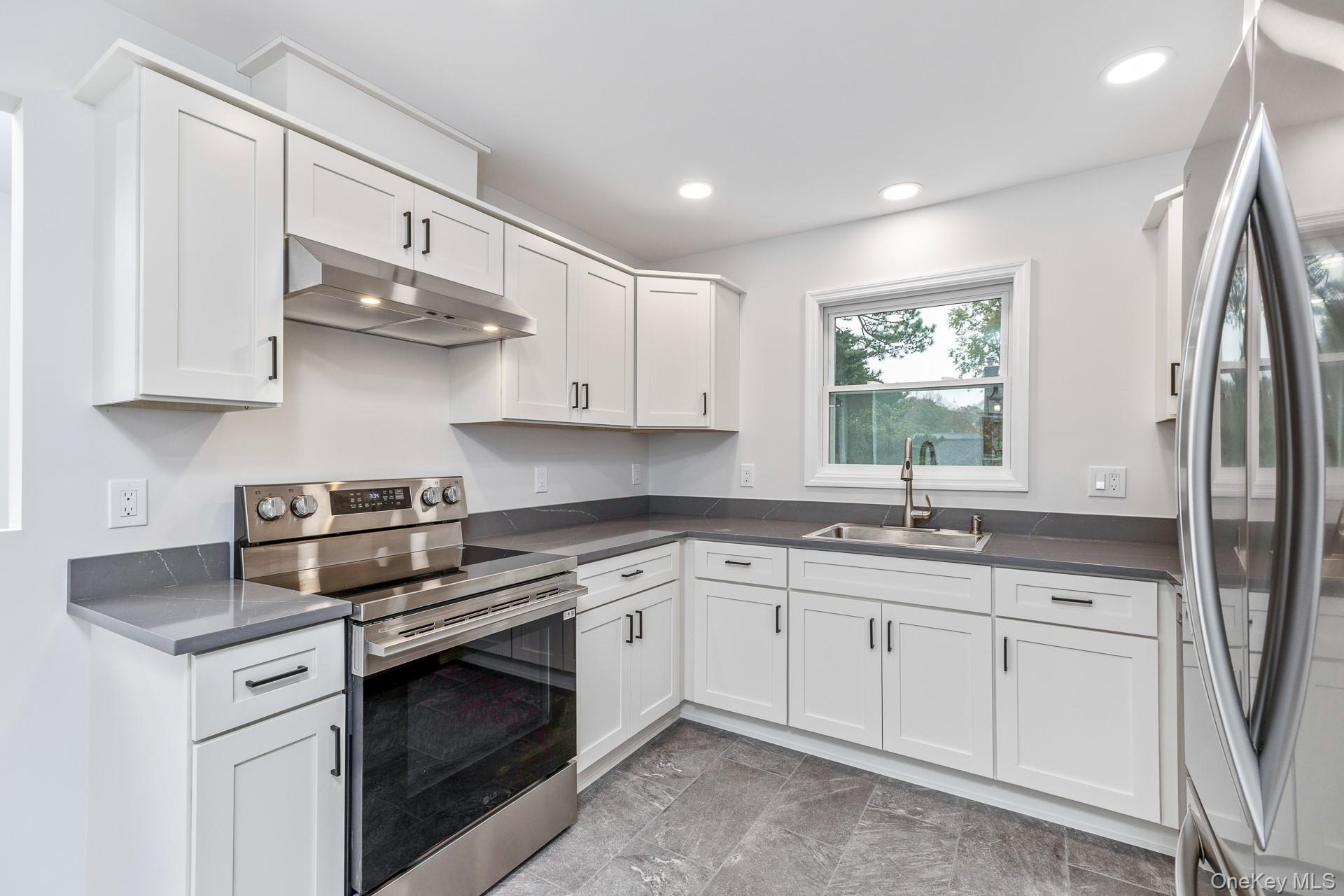 #13 photo, 2 Highland Place, Nesconset , NY 11767