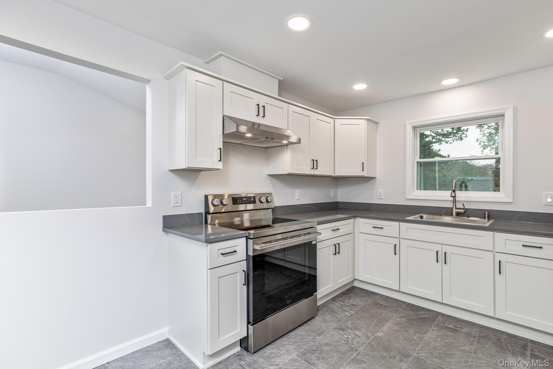 #14 photo, 2 Highland Place, Nesconset , NY 11767