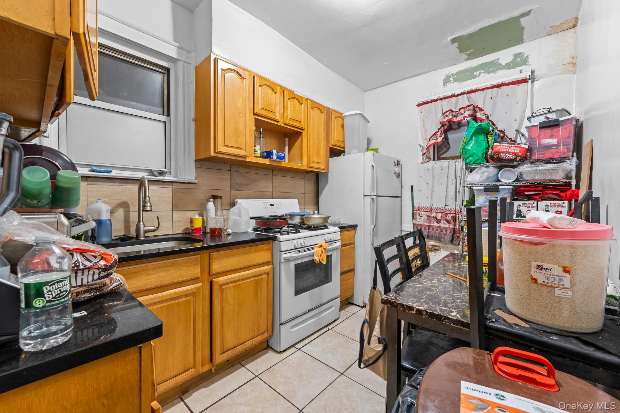 #8 photo, 51-51 48th Street, Woodside , NY 11377