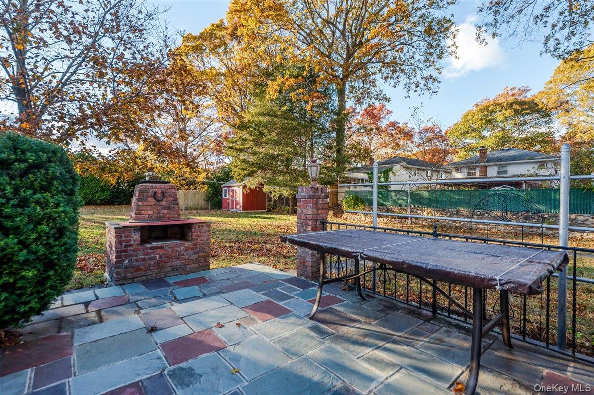 #17 photo, 374 Port Avenue, Ronkonkoma , NY 11779