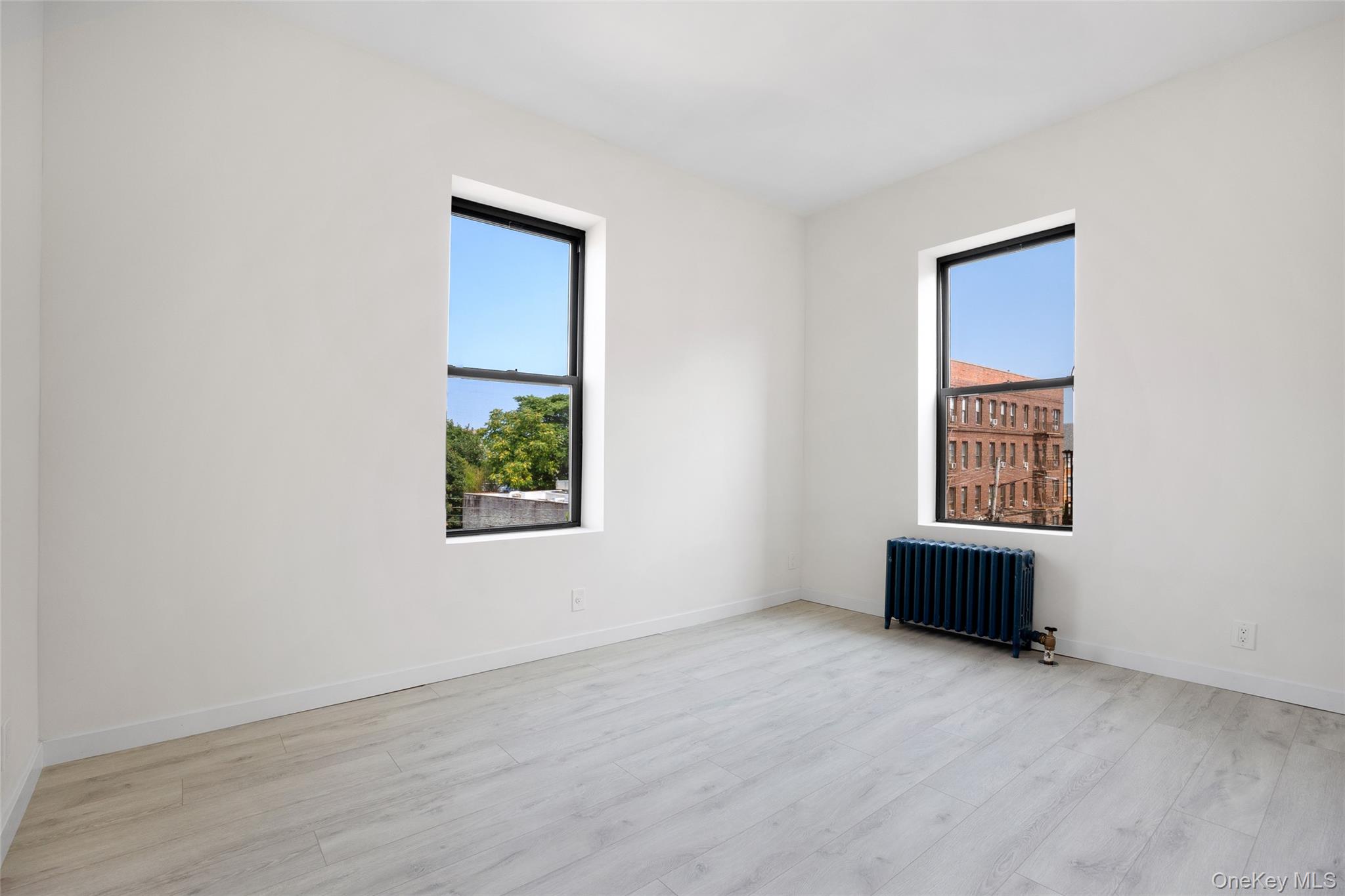 #5 photo, 8622 Jamaica Avenue, Woodhaven , NY 11421