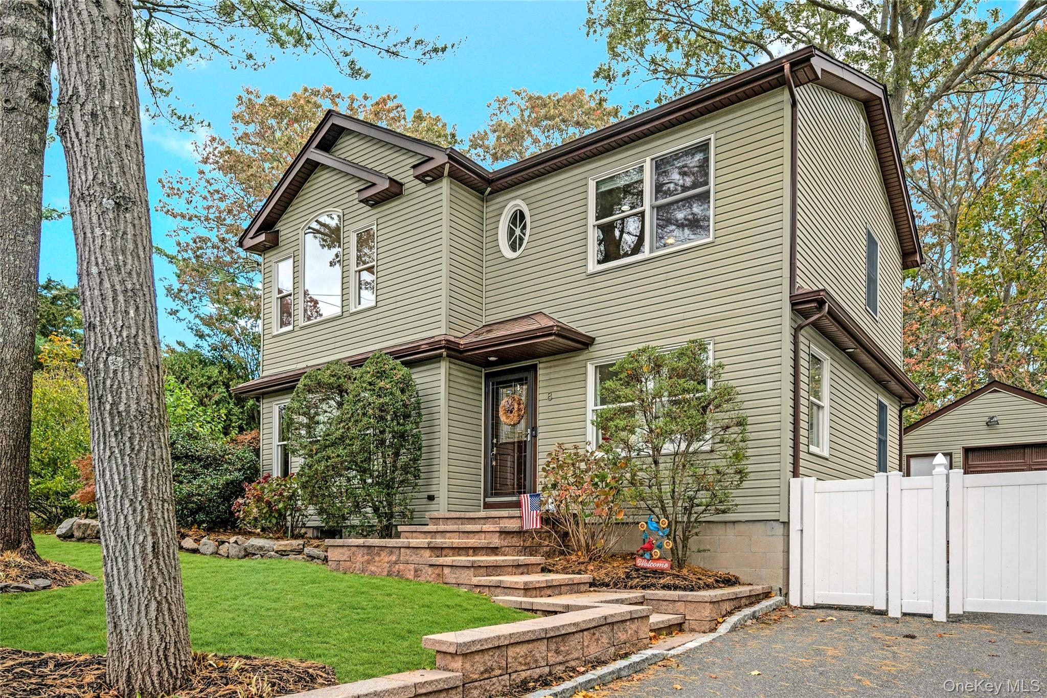 #1 photo, 8 Margaret Avenue, Nesconset , NY 11767