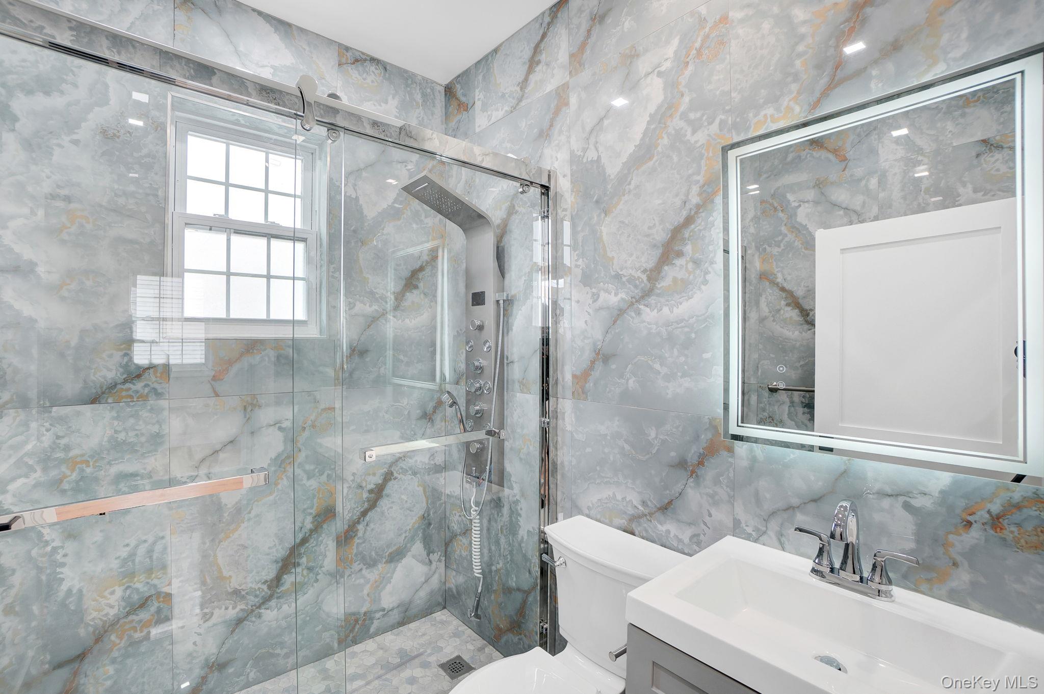 #12 photo, 130-32 177th Street, কুইন্‌স Jamaica , NY 11434