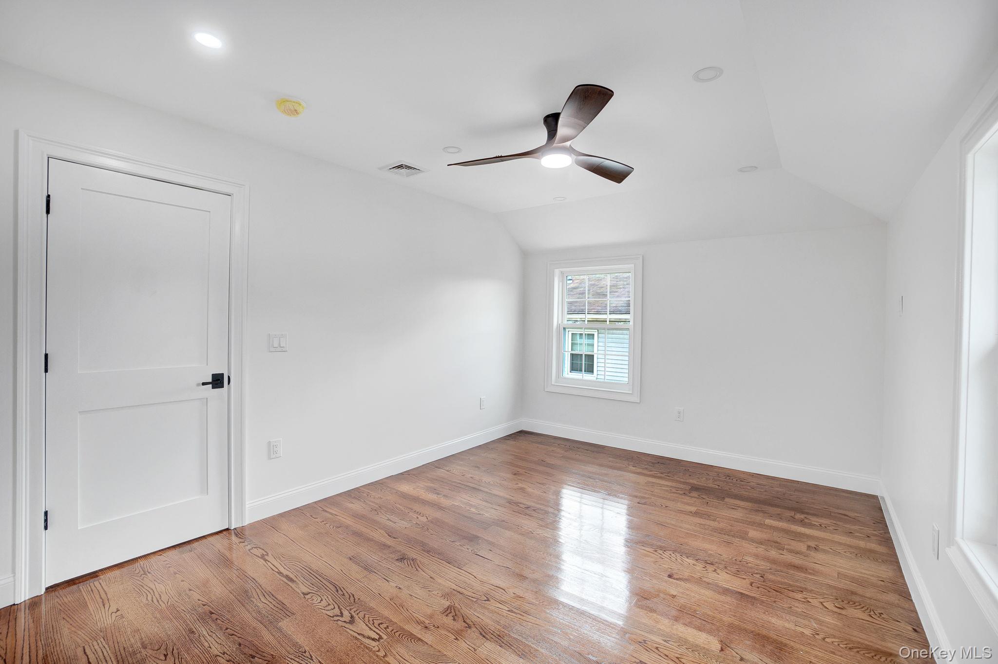 #16 photo, 130-32 177th Street, কুইন্‌স Jamaica , NY 11434