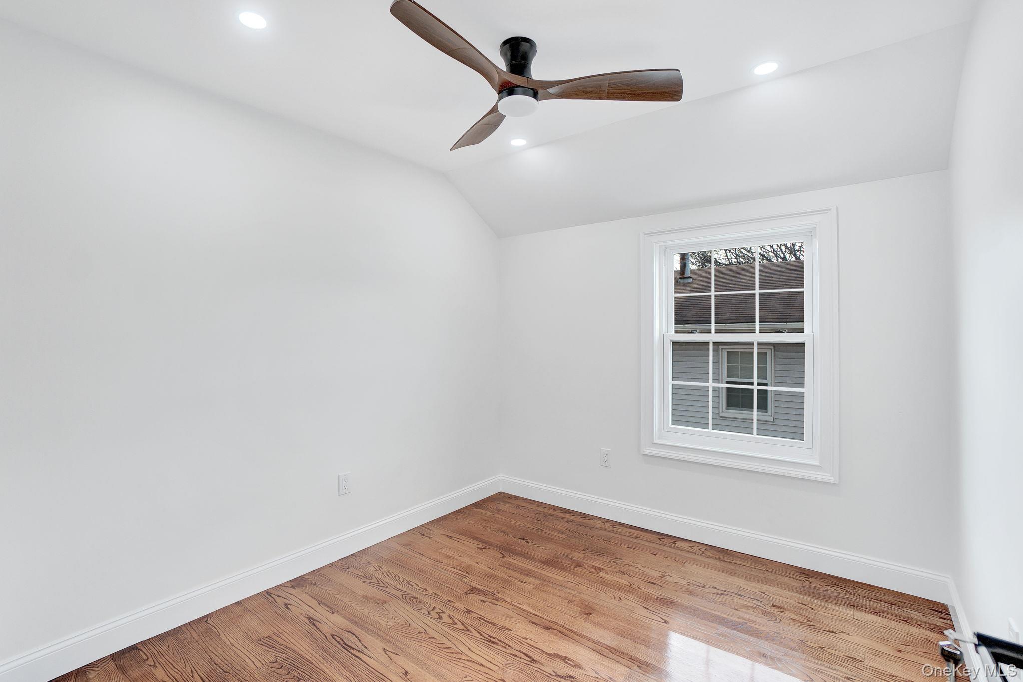 #20 photo, 130-32 177th Street, কুইন্‌স Jamaica , NY 11434