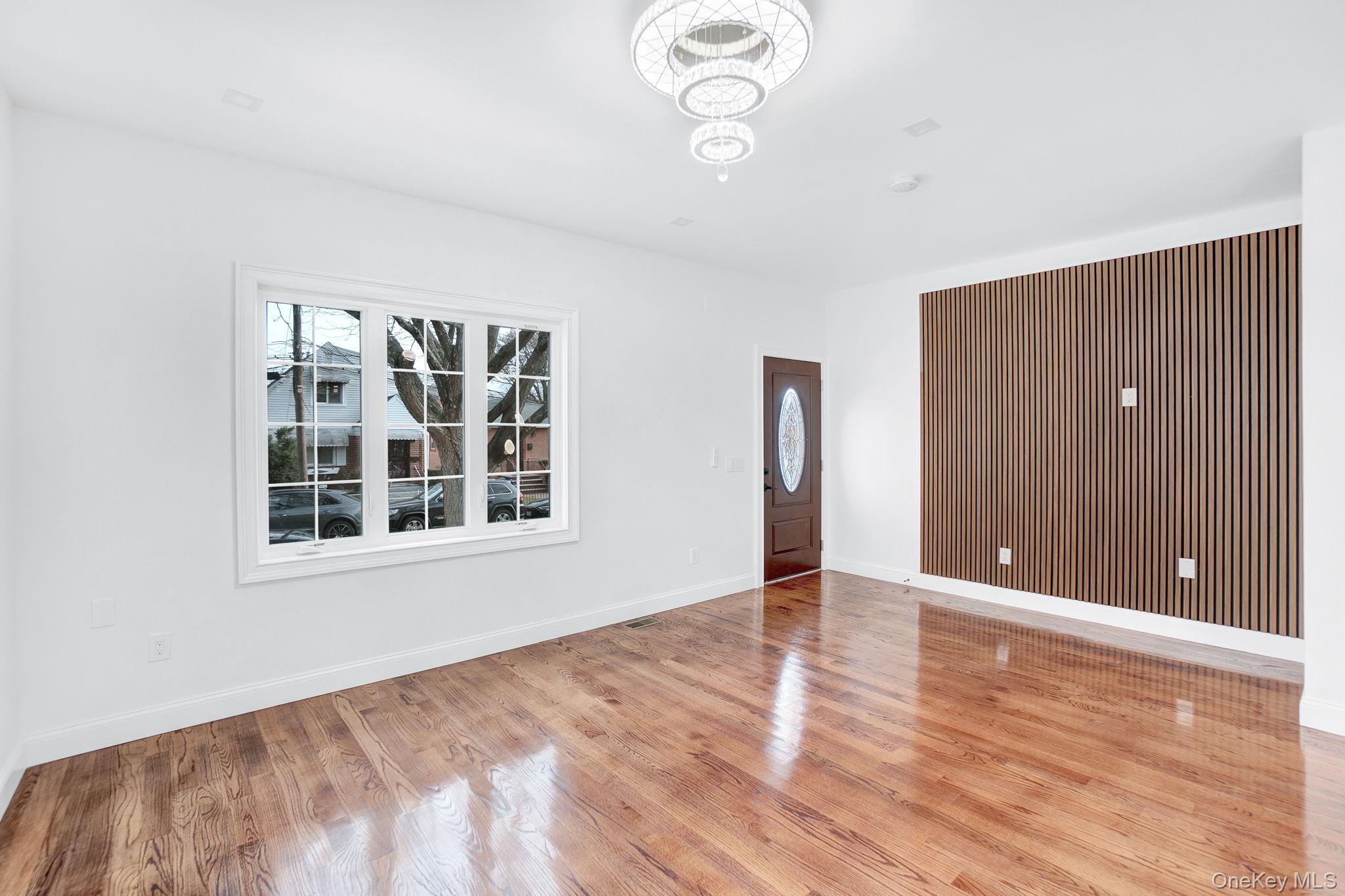 #6 photo, 130-32 177th Street, কুইন্‌স Jamaica , NY 11434