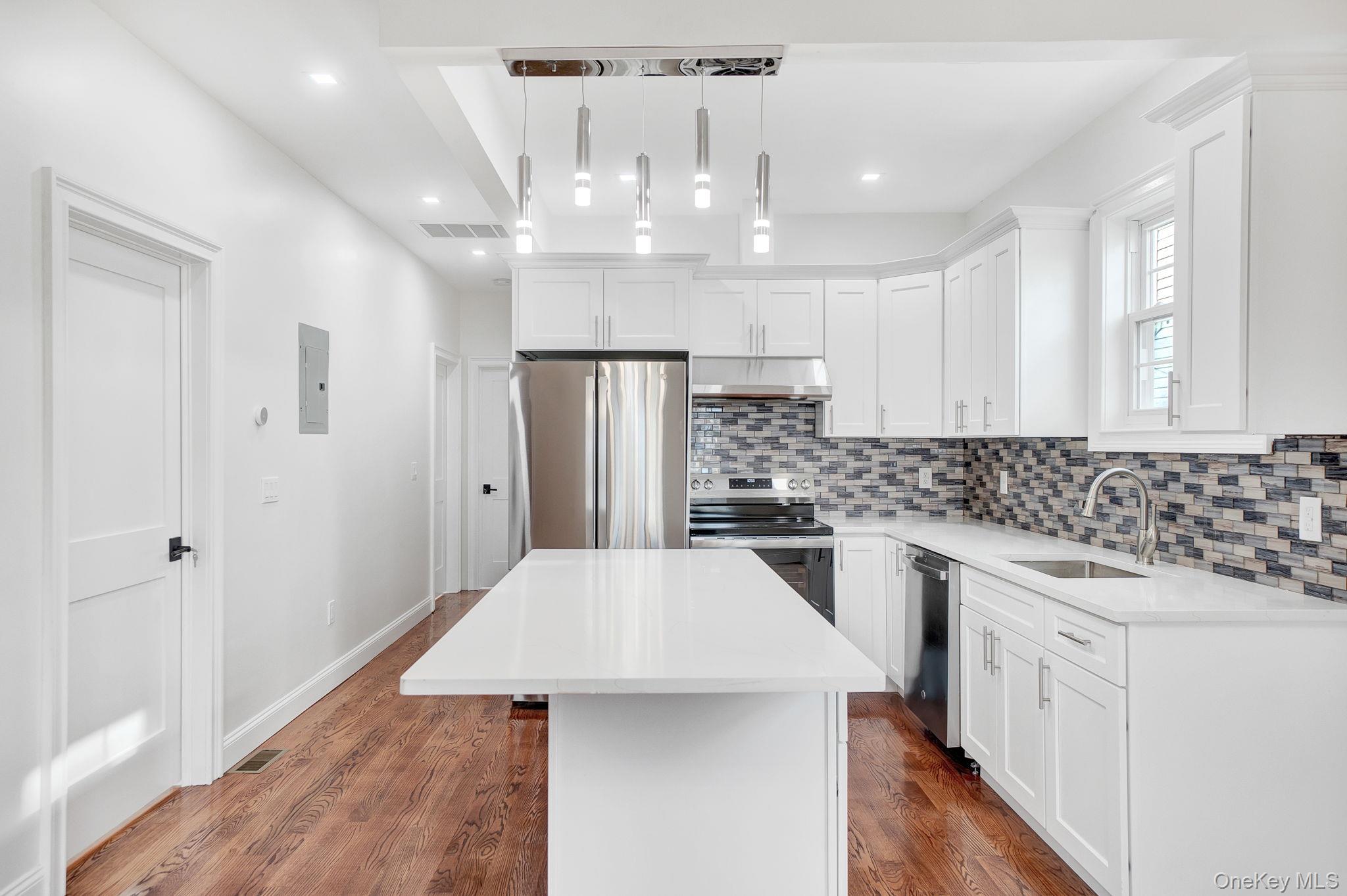 #8 photo, 130-32 177th Street, কুইন্‌স Jamaica , NY 11434