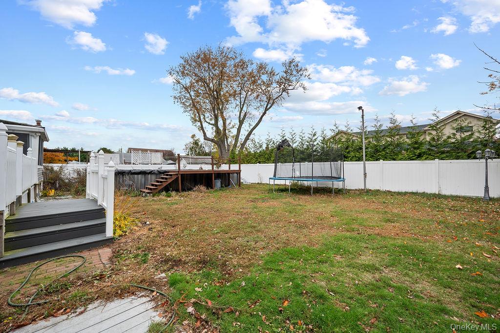 #19 photo, 2741 Anthony Avenue, Bellmore , NY 11710