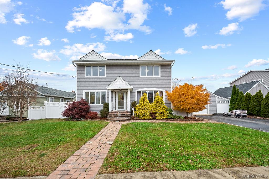 #2 photo, 2741 Anthony Avenue, Bellmore , NY 11710