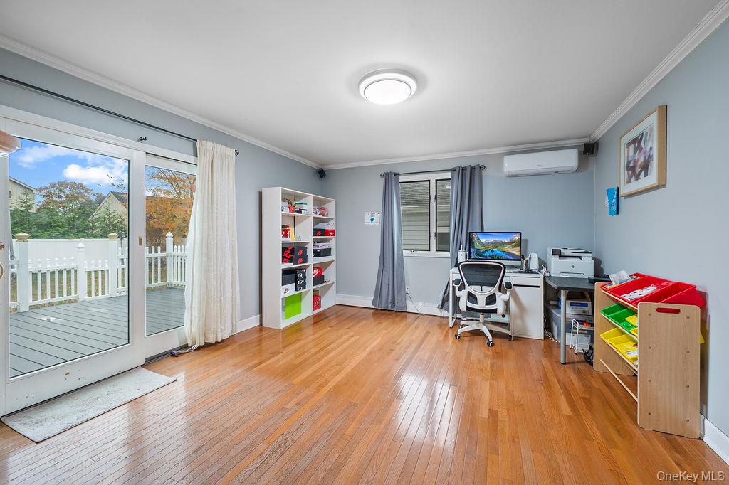 #8 photo, 2741 Anthony Avenue, Bellmore , NY 11710