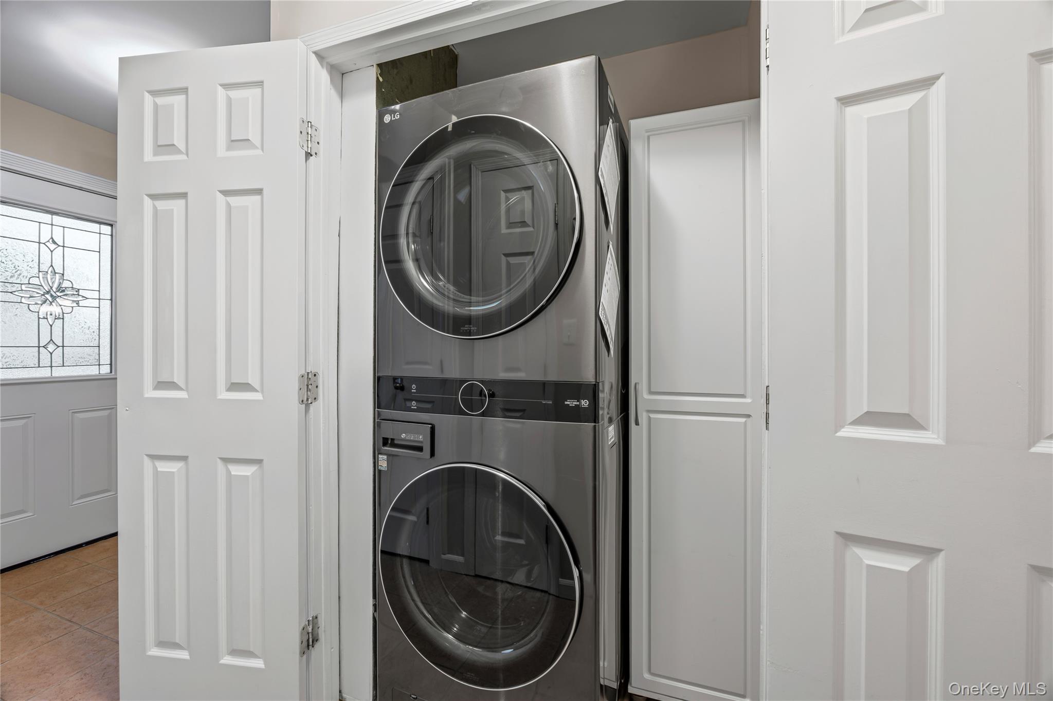 #12 photo, 647 Lincoln Street, Baldwin Harbor , NY 11510