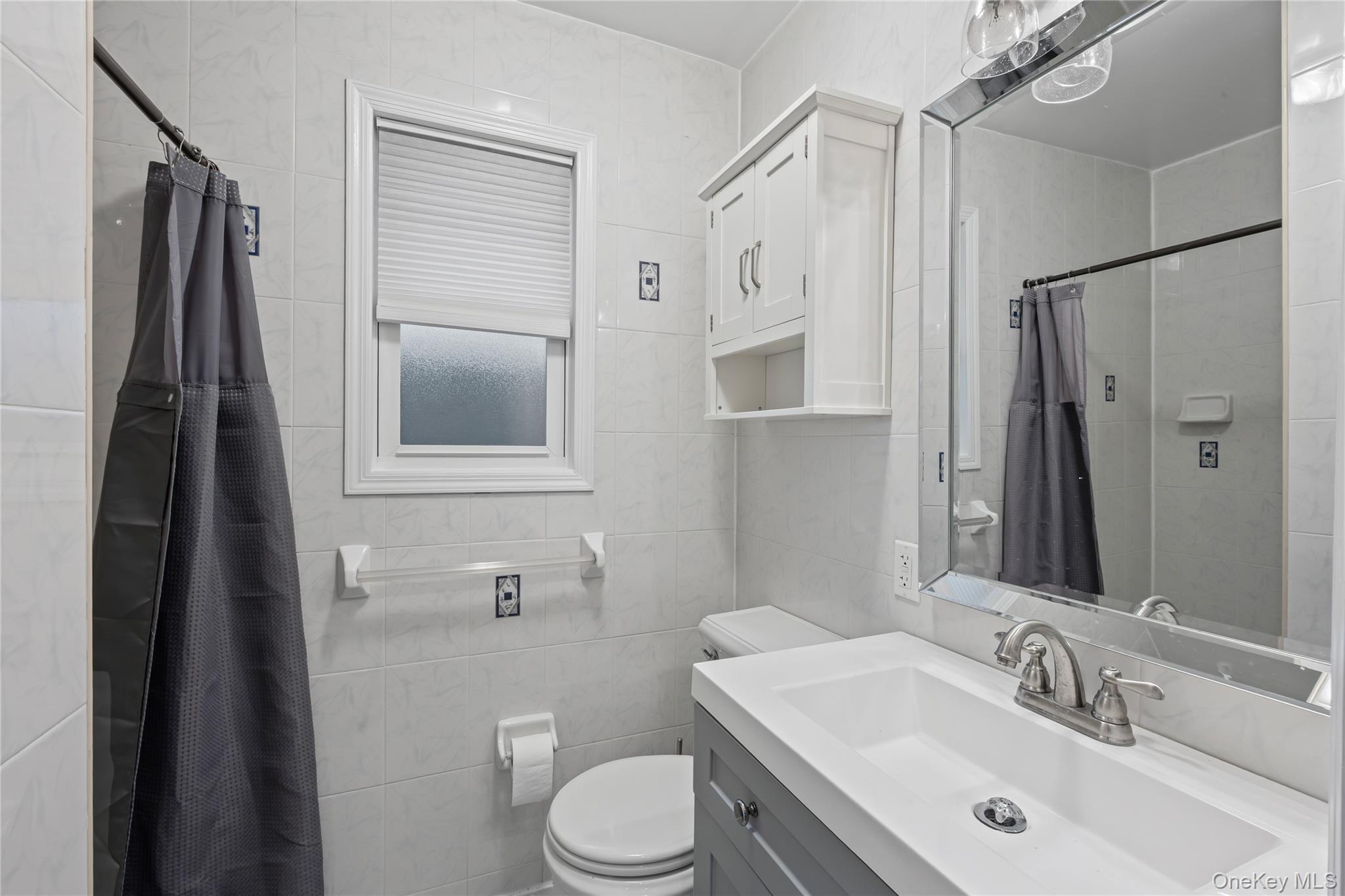 #16 photo, 647 Lincoln Street, Baldwin Harbor , NY 11510