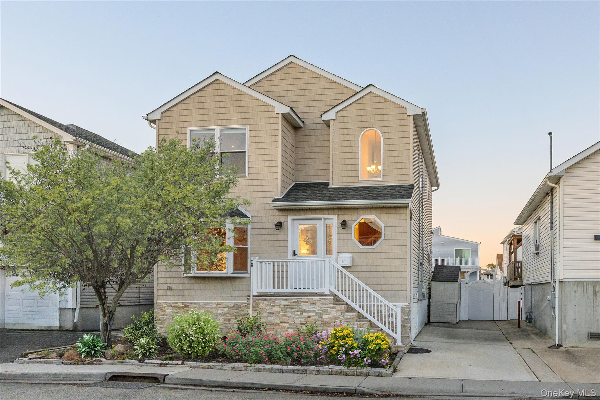 #2 photo, 647 Lincoln Street, Baldwin Harbor , NY 11510