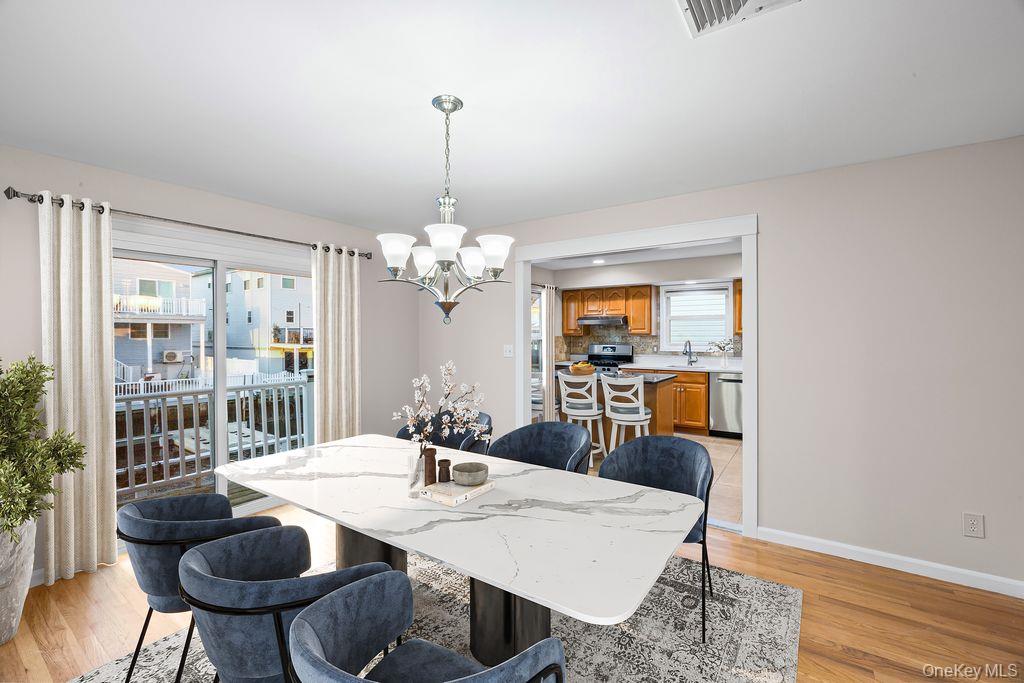 #8 photo, 647 Lincoln Street, Baldwin Harbor , NY 11510