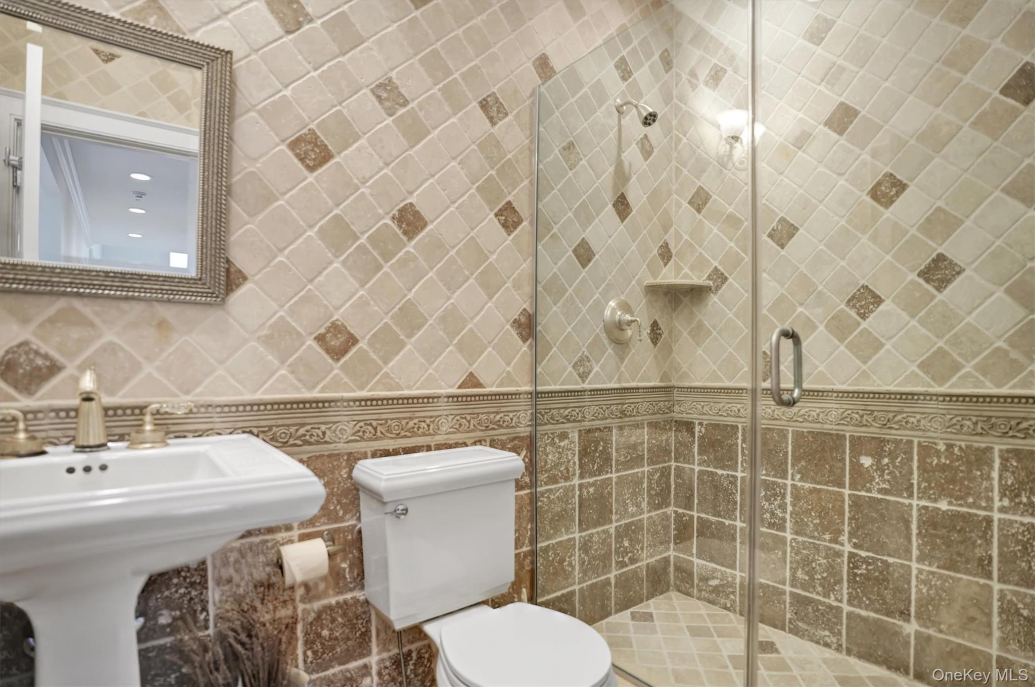 #14 photo, 605 Dune Road, Westhampton , NY 11977