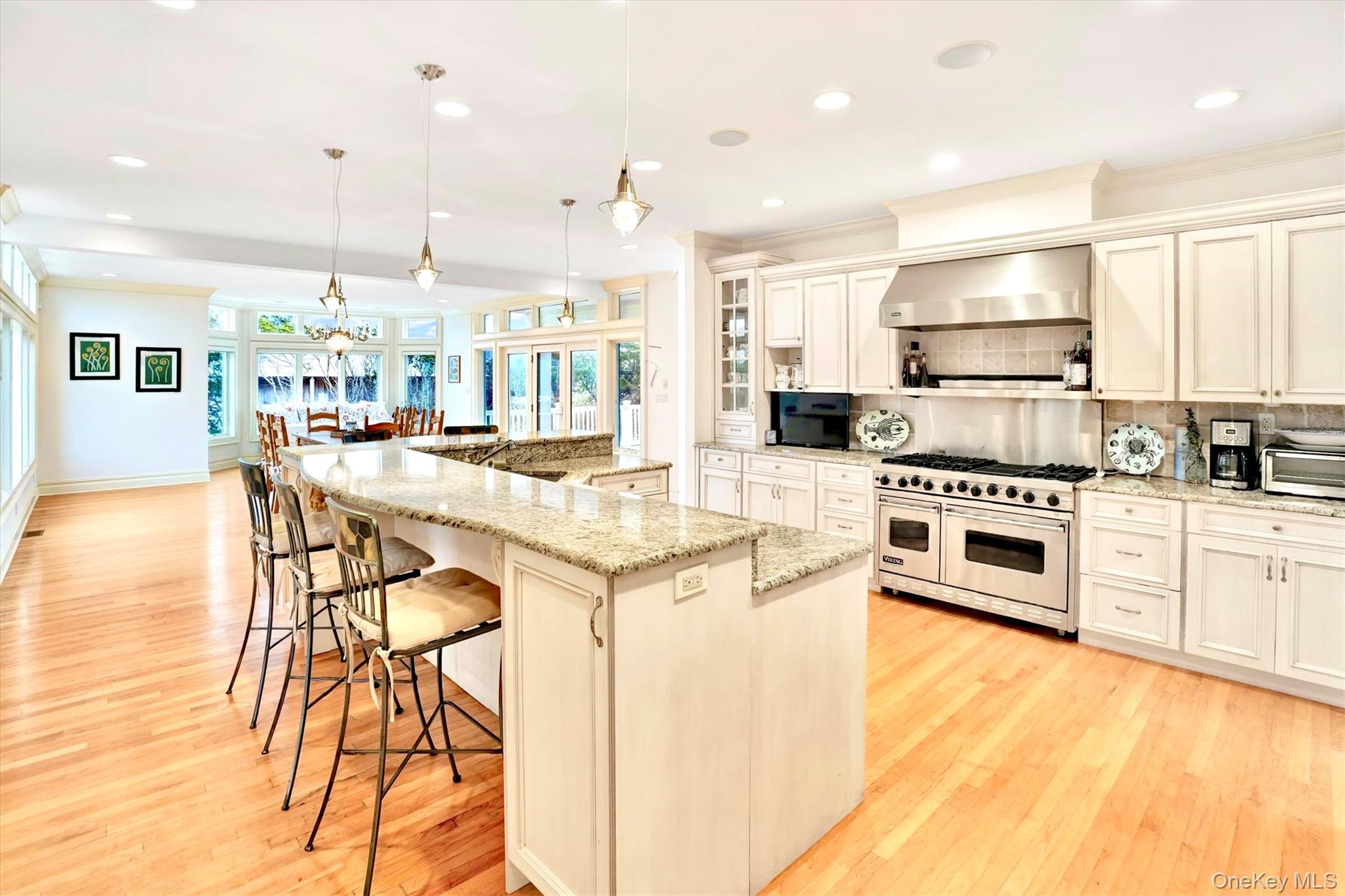 #9 photo, 605 Dune Road, Westhampton , NY 11977