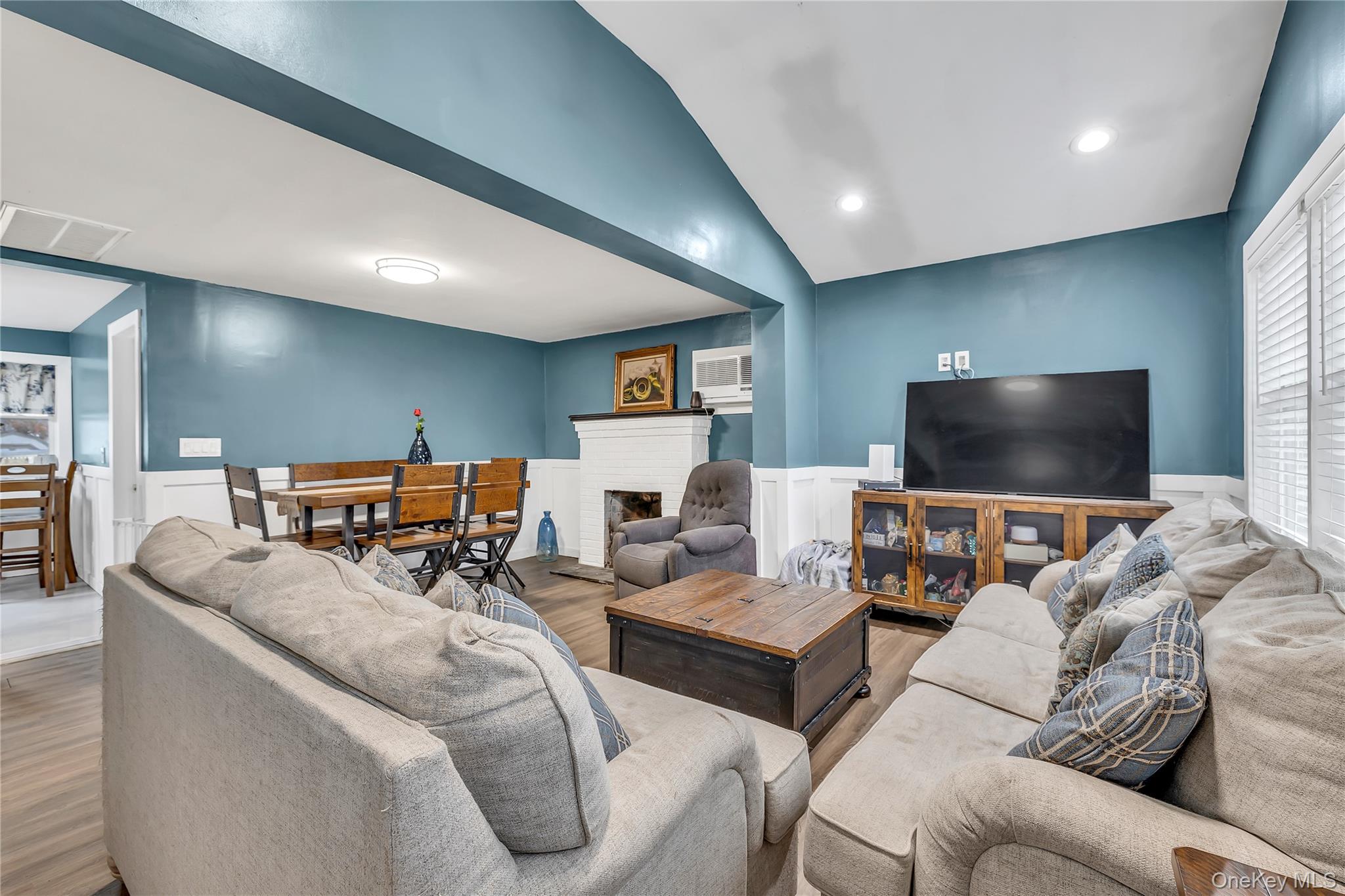 #3 photo, 74 Weichers Avenue, Ronkonkoma , NY 11779