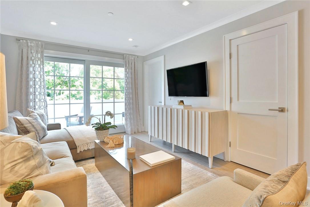 #12 photo, 470 Main Street, Armonk , NY 10504