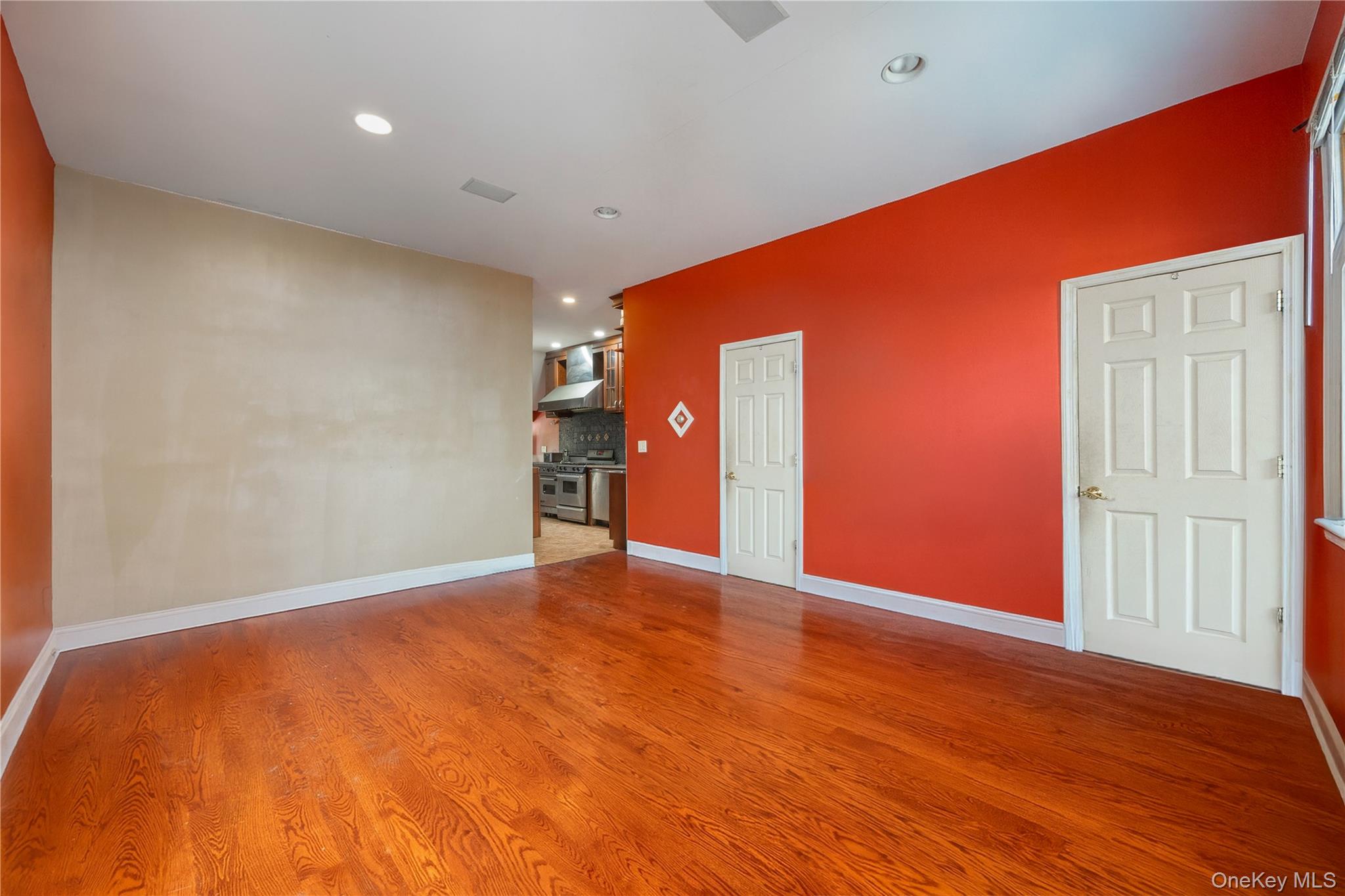 #4 photo, 40 Alder Street, Yonkers , NY 10701