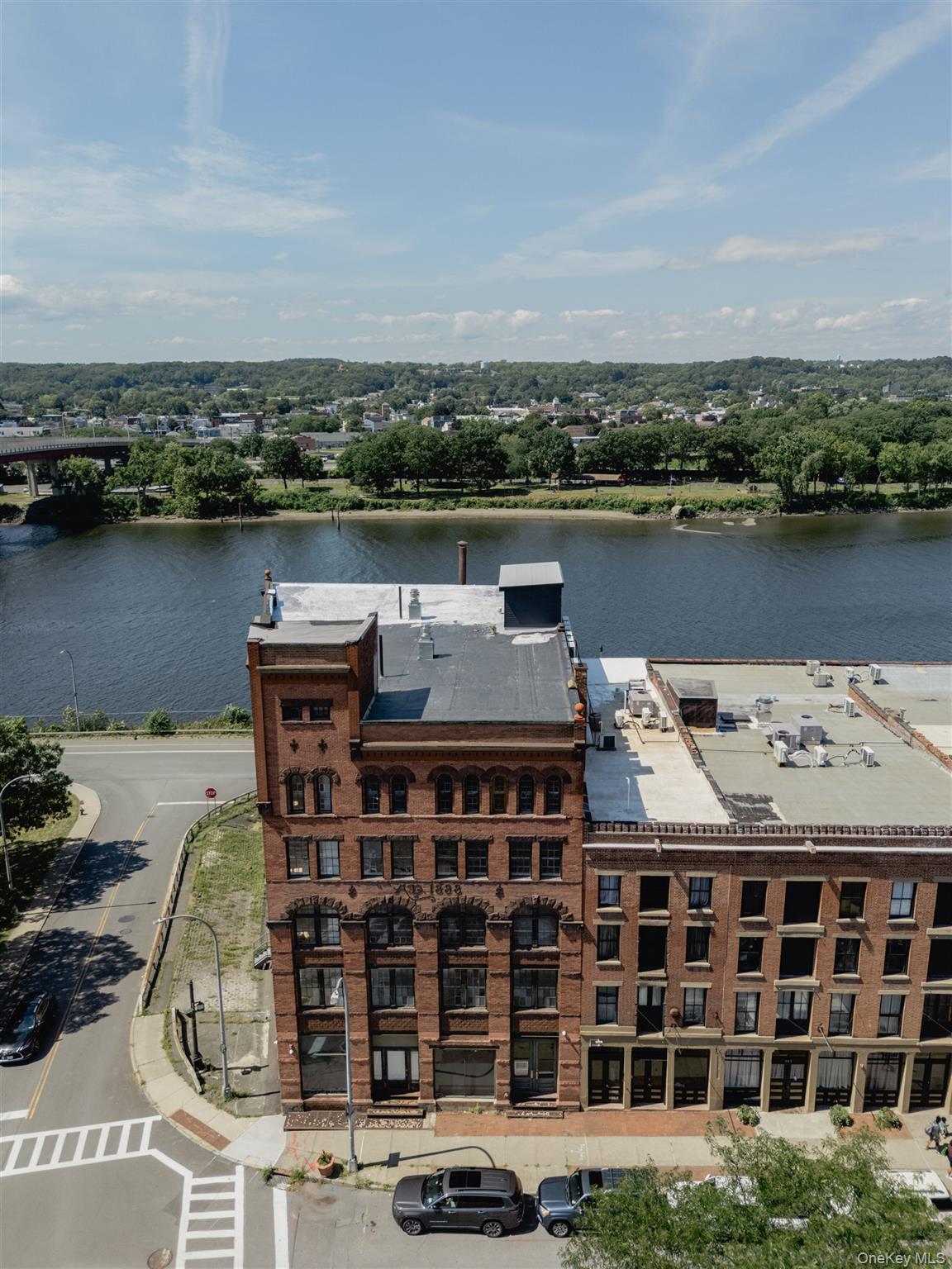 #4 photo, 155 River Street, Troy , NY 12180