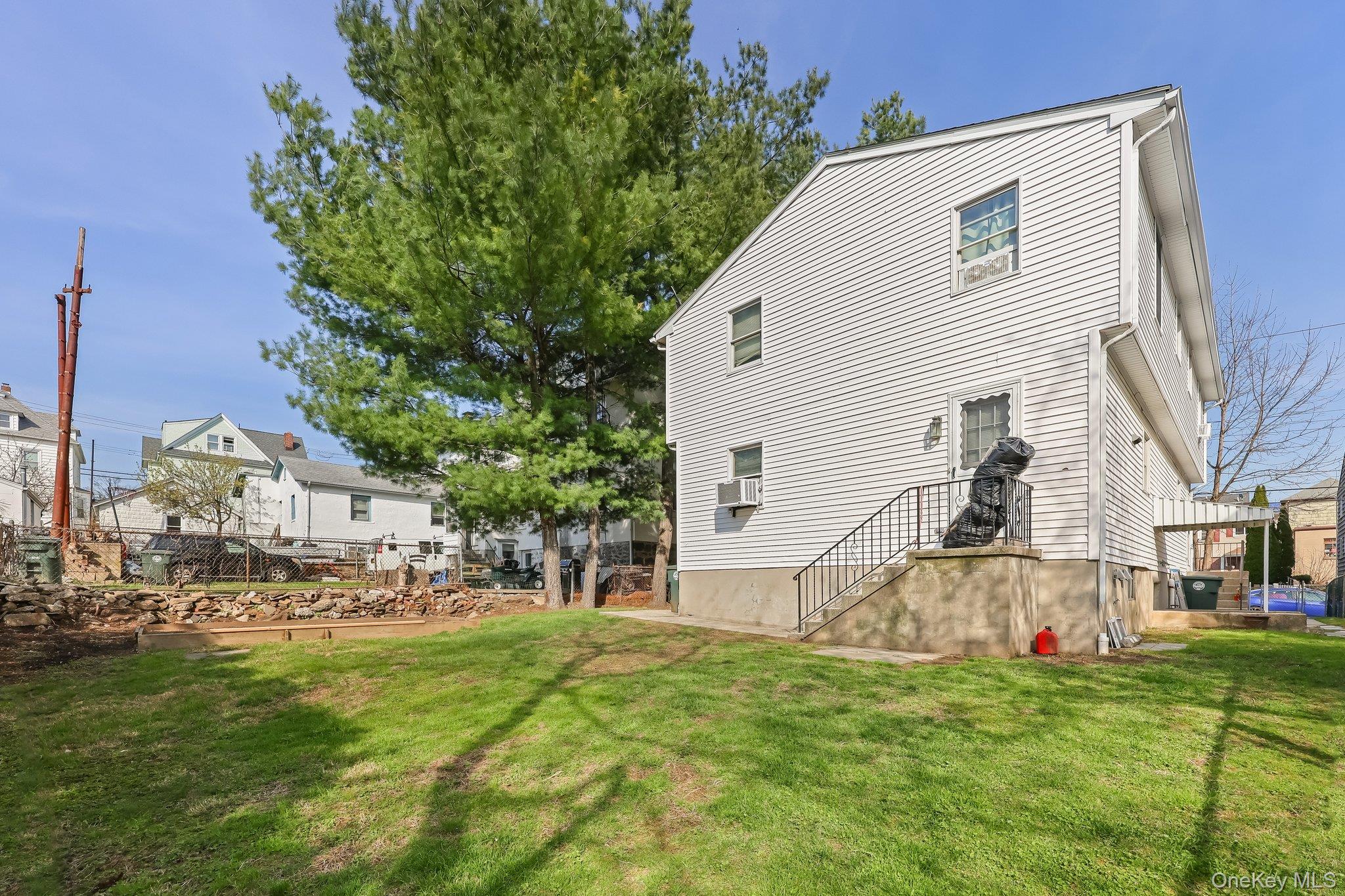 #14 photo, 114 Washington Street, Port Chester , NY 10573