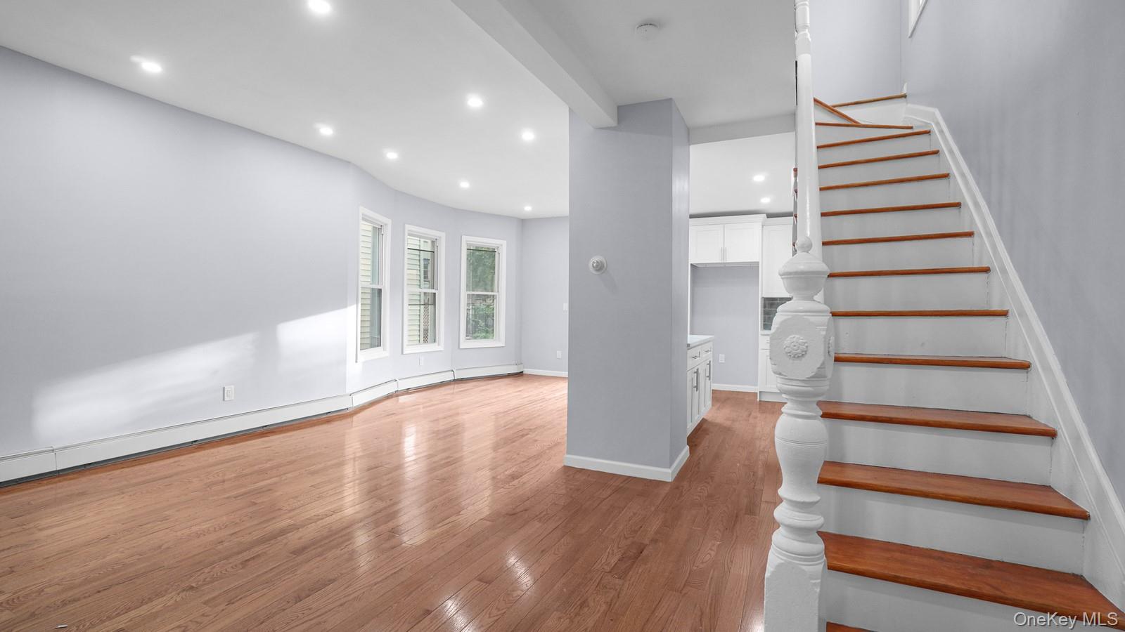 #11 photo, 1513 Rosedale Avenue, Bronx , NY 10460