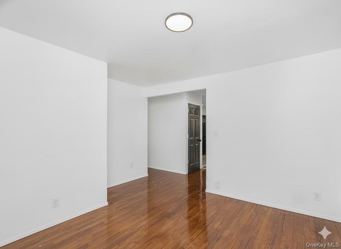 #6 photo, 25 Linn ( aka 183 Putnam Avenue) Place, Yonkers , NY 10705