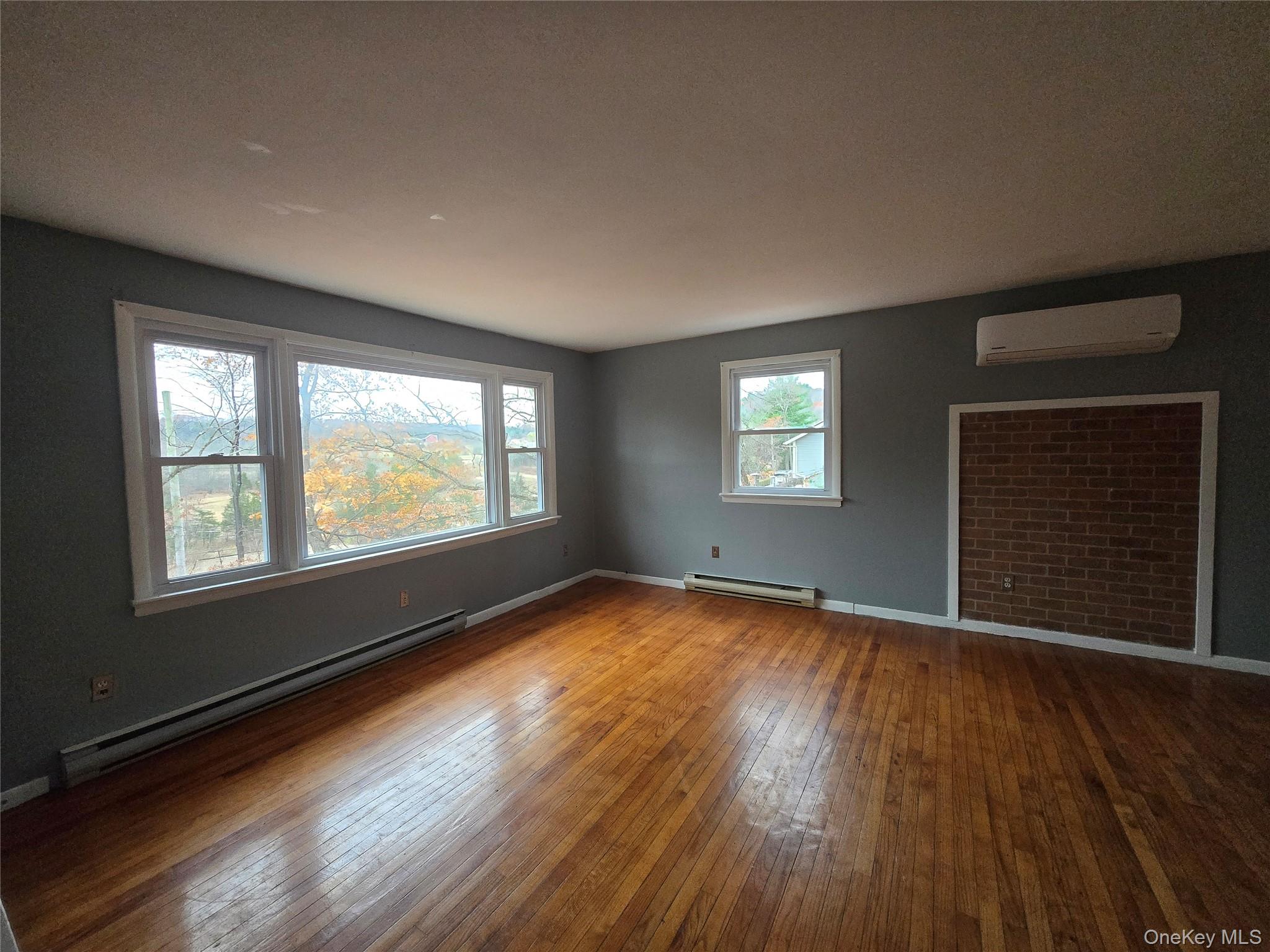 #3 photo, 43 Glenmere Homesites Road, Florida , NY 10921