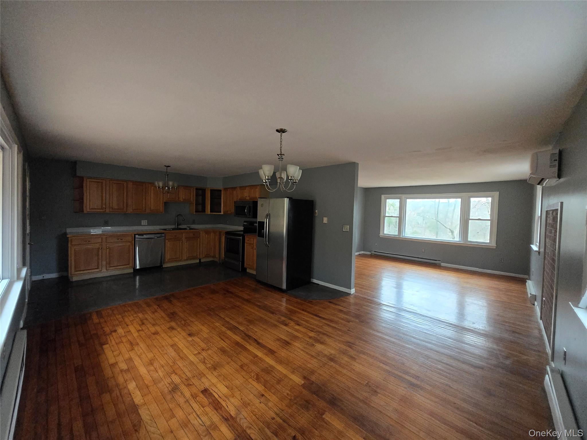 #4 photo, 43 Glenmere Homesites Road, Florida , NY 10921