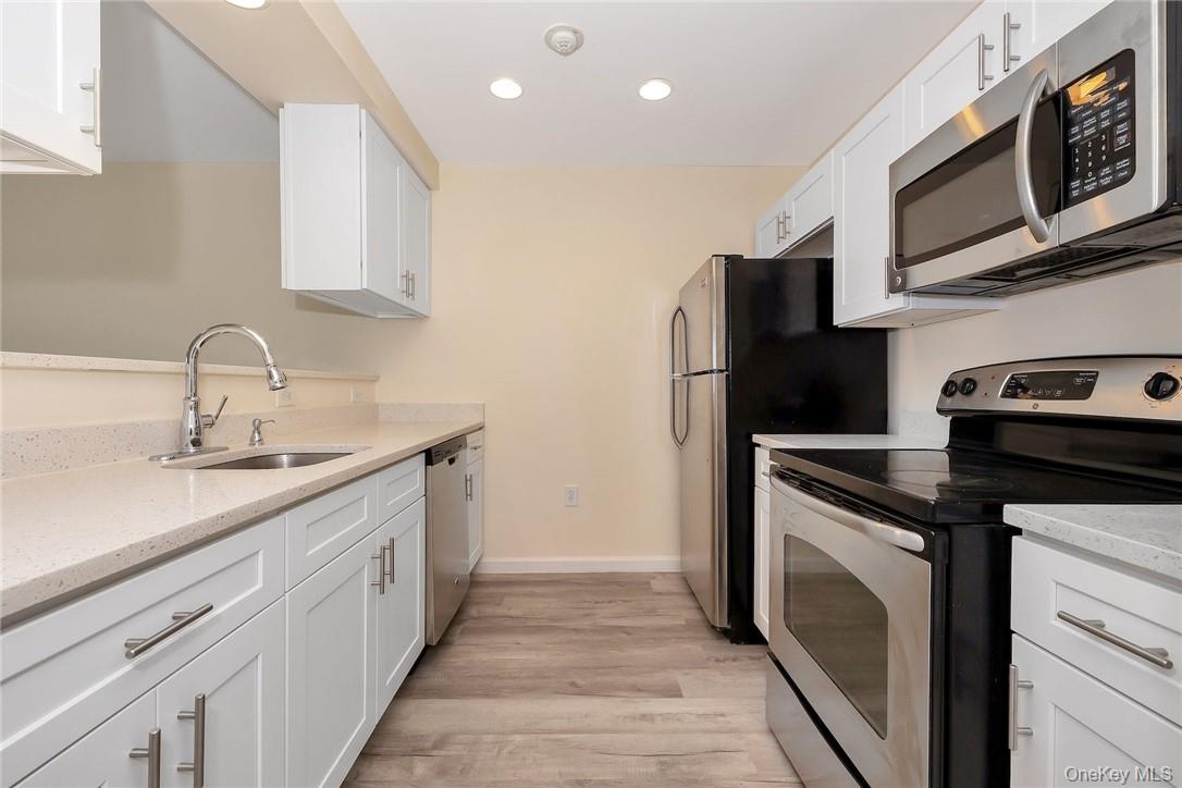 #9 photo, 68 Lake Street, White Plains , NY 10603