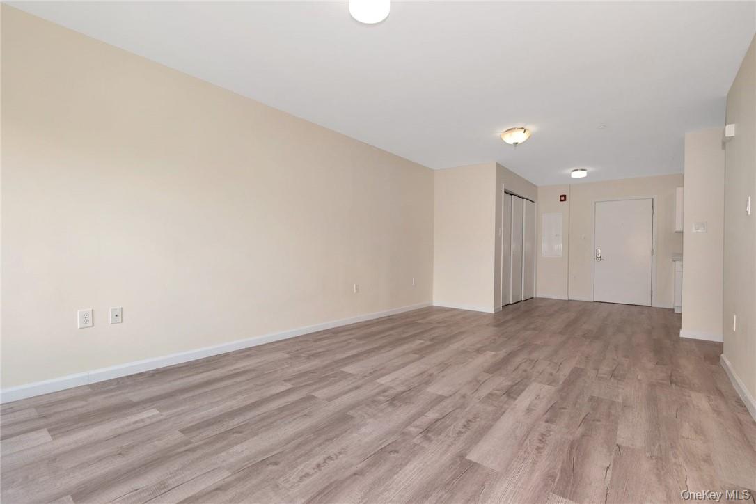 #11 photo, 68 Lake Street, White Plains , NY 10603