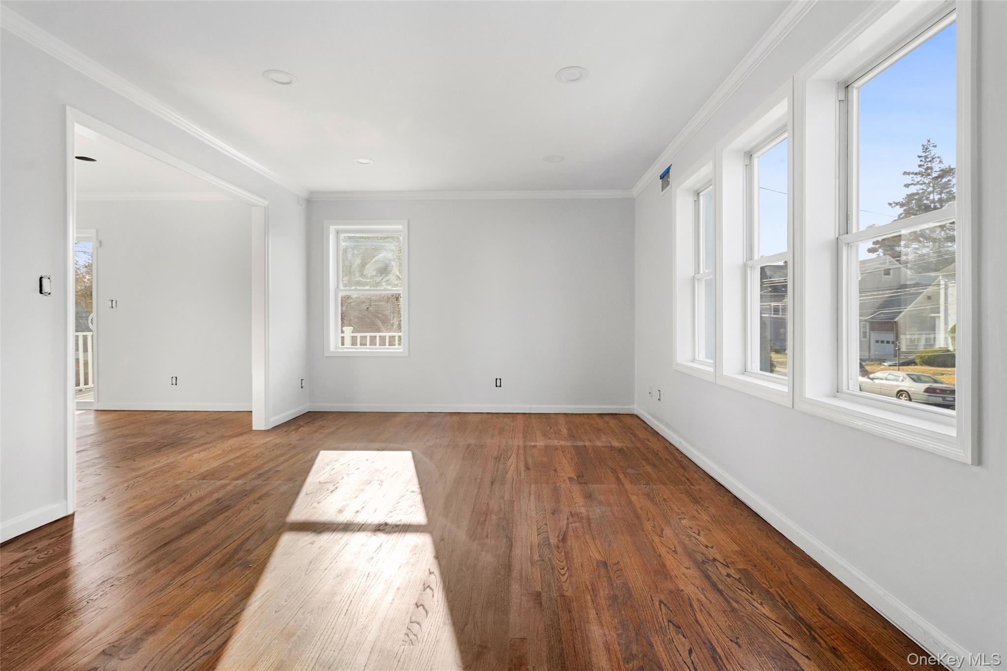 #5 photo, 91-93 Henry Avenue, Harrison , NY 10528