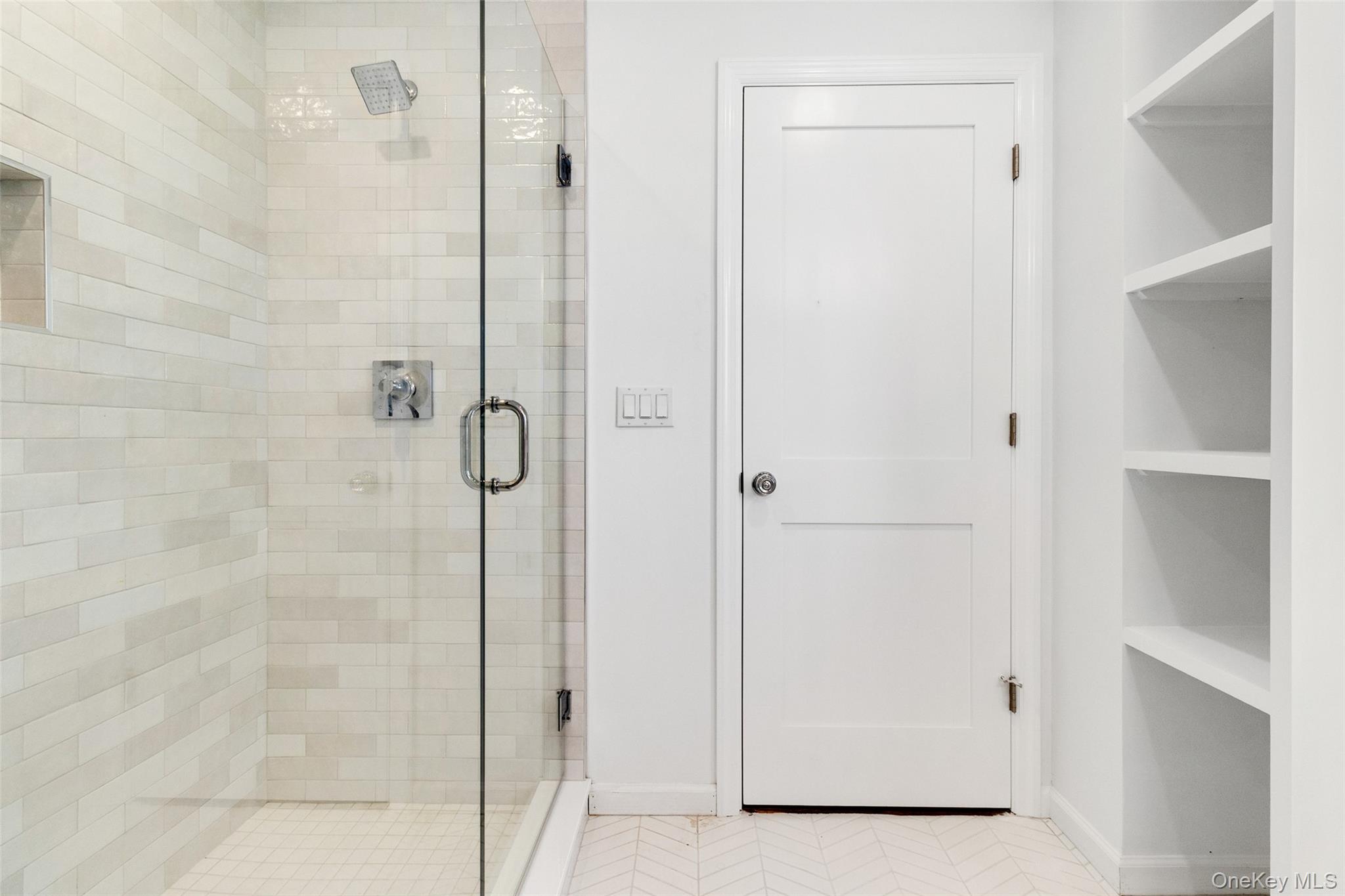 #9 photo, 91-93 Henry Avenue, Harrison , NY 10528