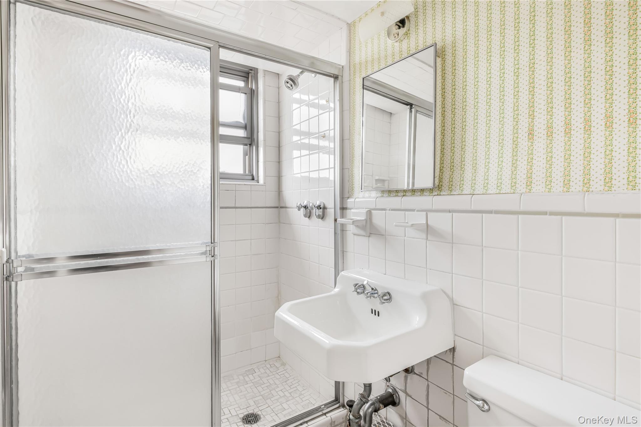 #18 photo, 61-25 97th Street, Rego Park , NY 11374