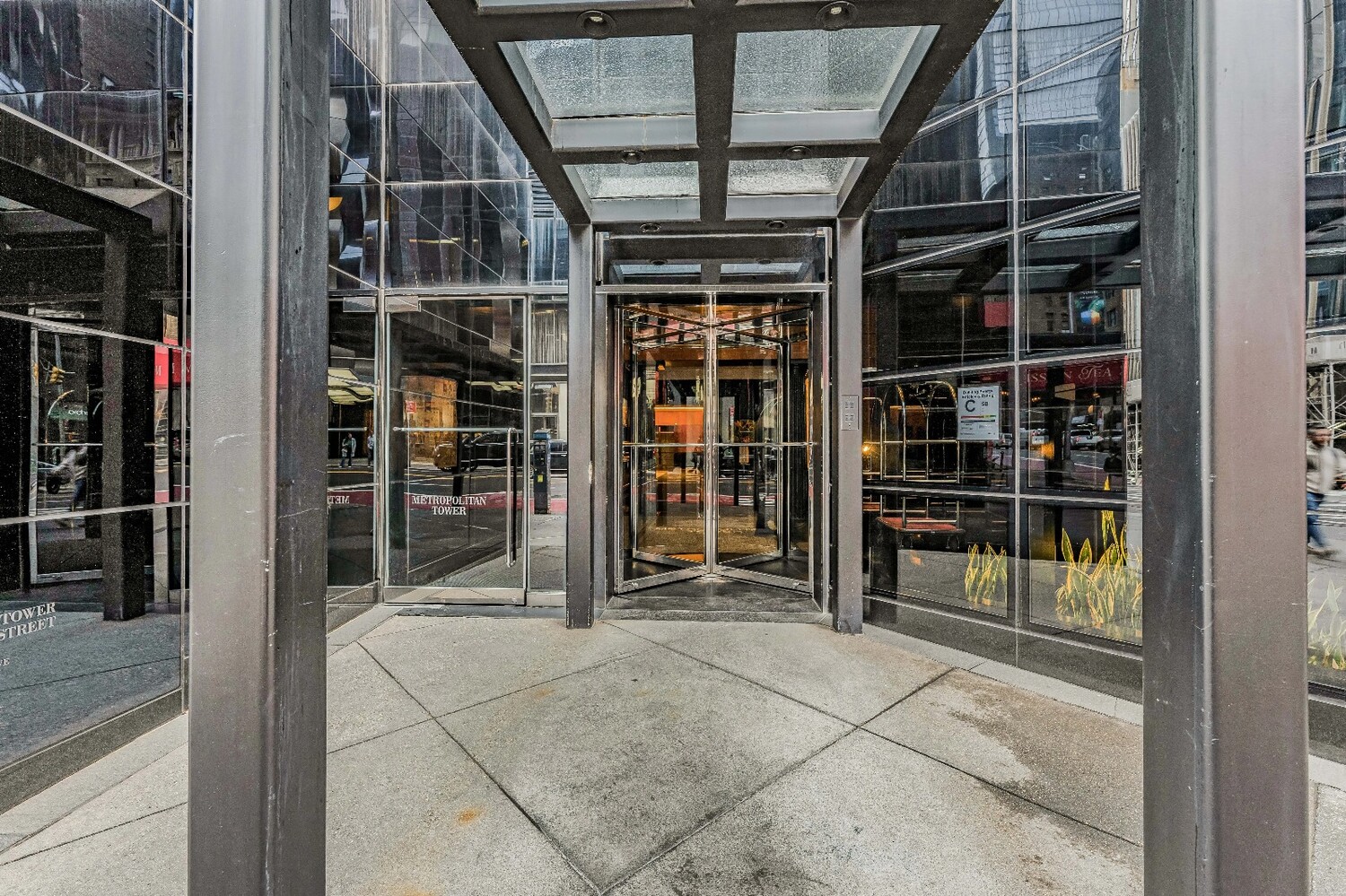 #15 photo, 146 W 57TH Street, Midtown , NY 10019