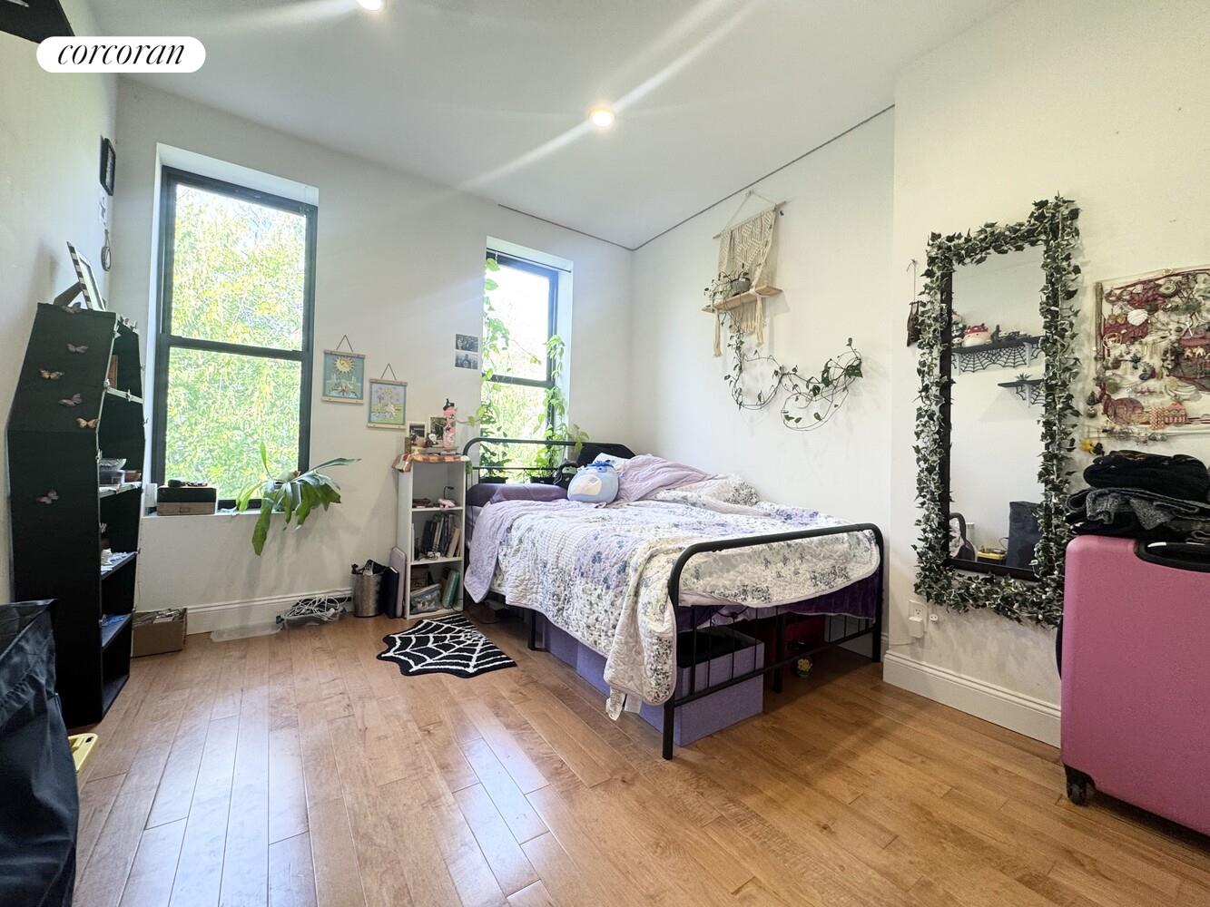 #10 photo, Brooklyn, 布鲁克林 Stuyvesant Heights , NY 11233