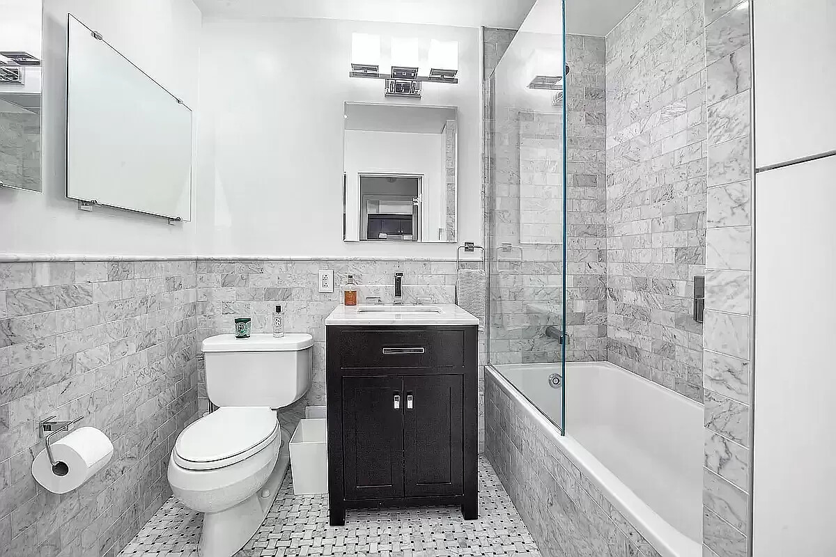 #7 photo, New York City, Hells Kitchen , NY 10036