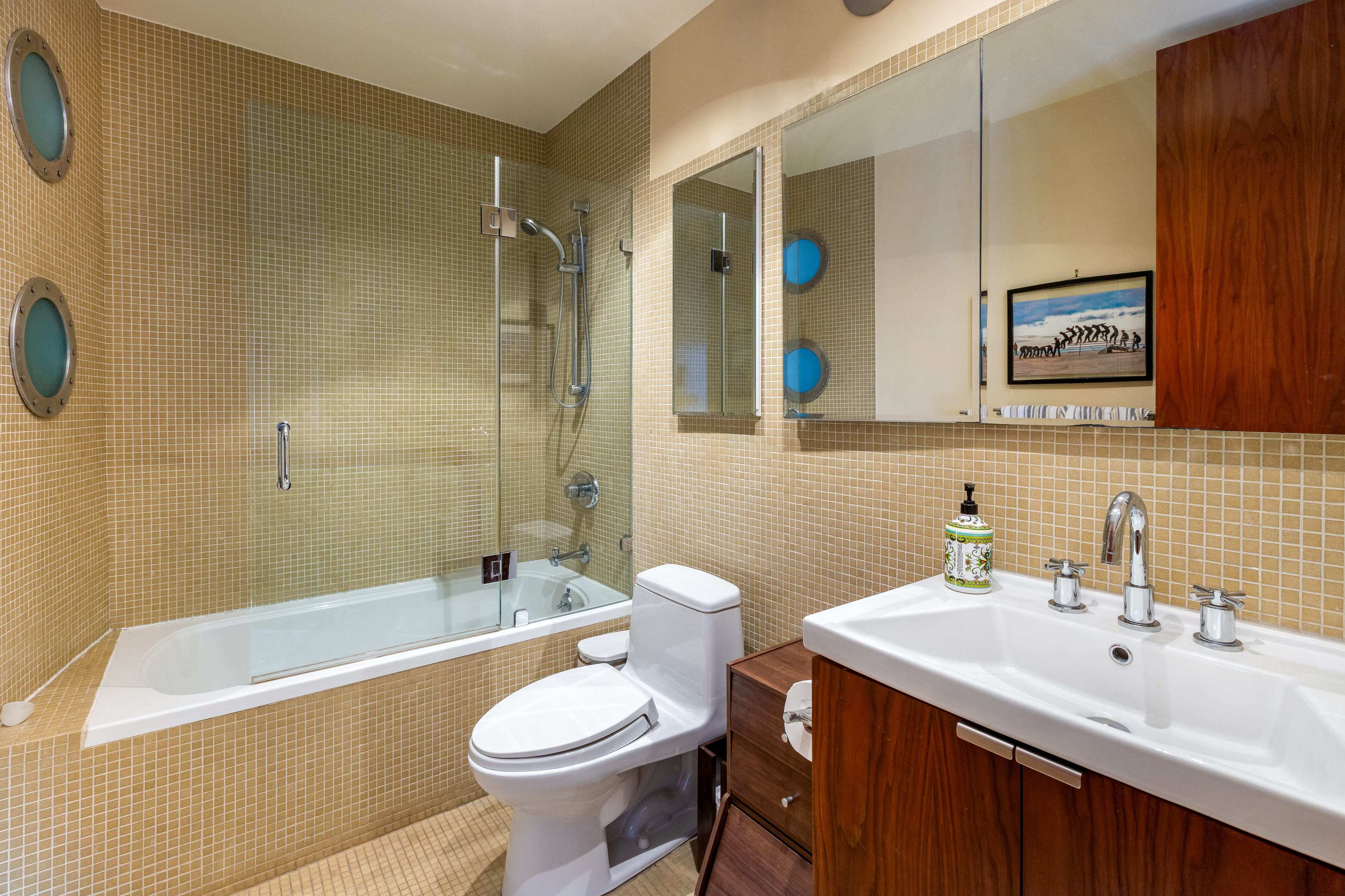 #12 photo, New York City, TriBeCa , NY 10013