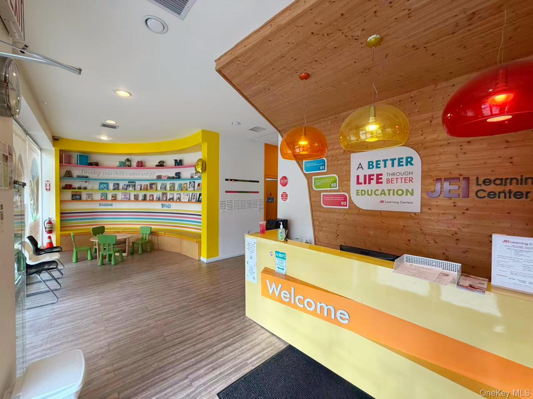 #3 photo, 192-11 Union Tpke, Fresh Meadows , NY 11366