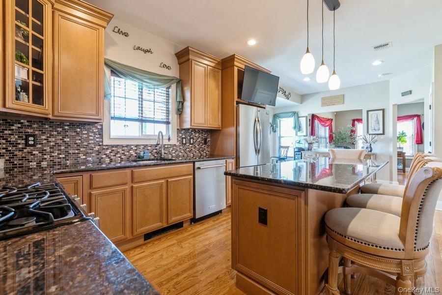 #18 photo, 49 Calverton (Canterbury) Court, Wading River , NY 11792