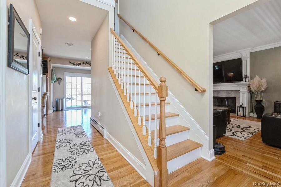 #7 photo, 49 Calverton (Canterbury) Court, Wading River , NY 11792