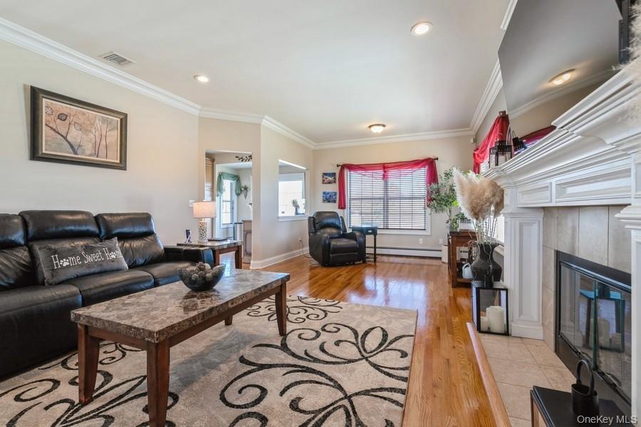 #9 photo, 49 Calverton (Canterbury) Court, Wading River , NY 11792