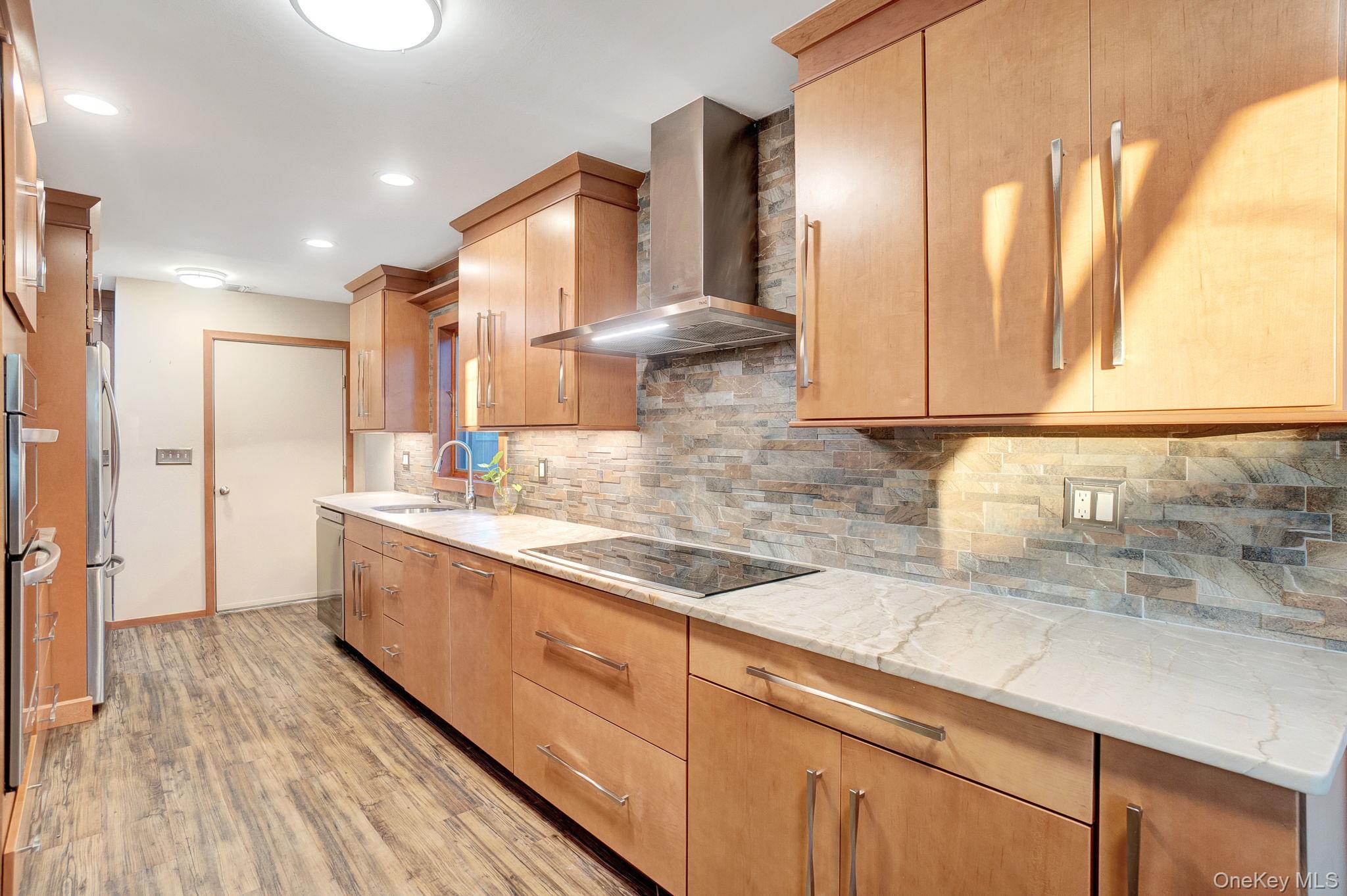 #10 photo, 8 Pearl Street, Bethpage , NY 11714