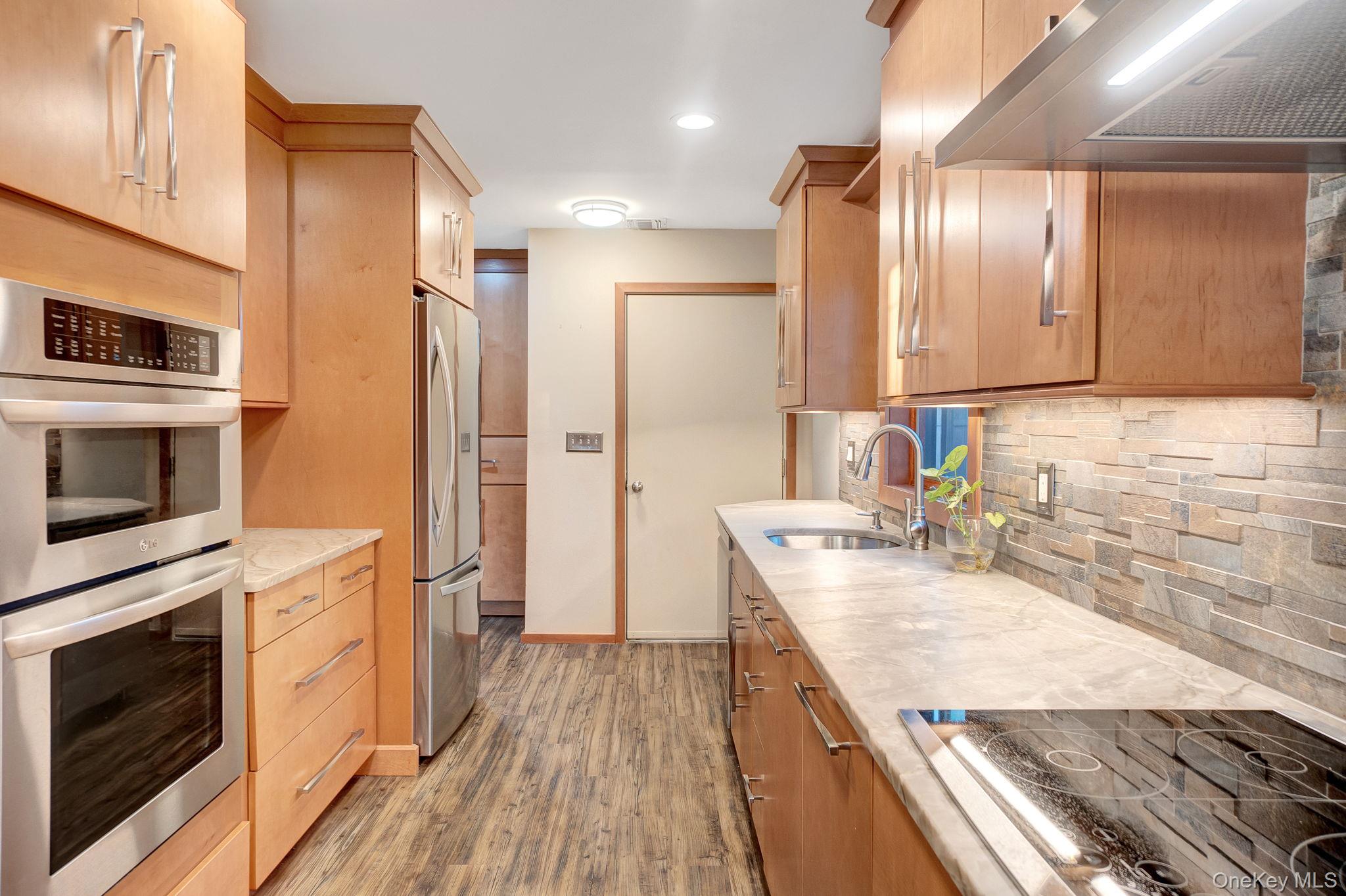 #13 photo, 8 Pearl Street, Bethpage , NY 11714