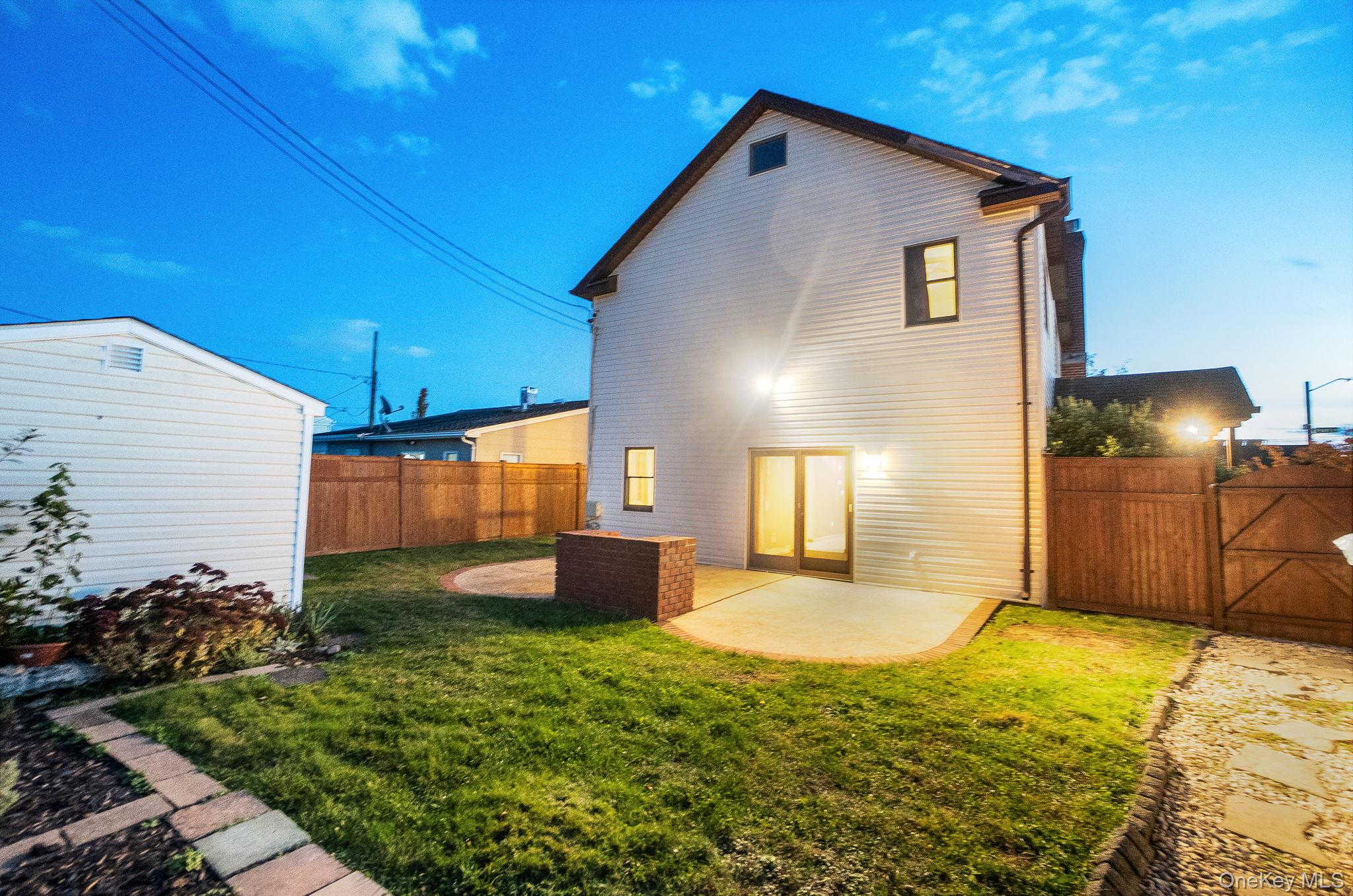 #5 photo, 8 Pearl Street, Bethpage , NY 11714