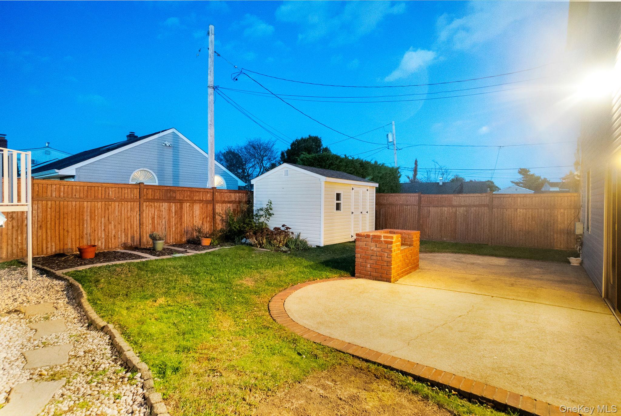 #8 photo, 8 Pearl Street, Bethpage , NY 11714